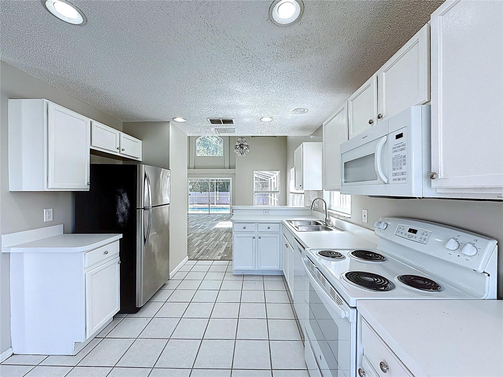 Image 11 of 38 For 241 Coralwood Court