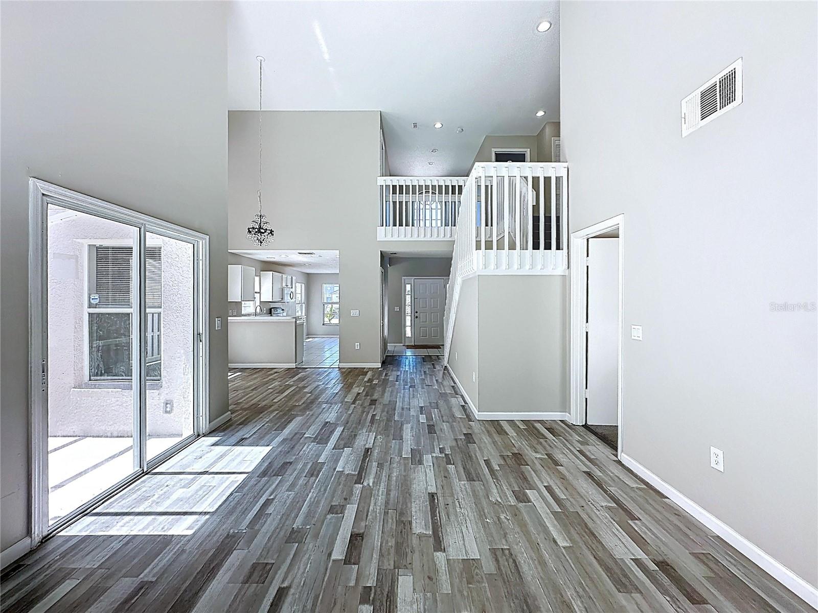 Image 19 of 38 For 241 Coralwood Court