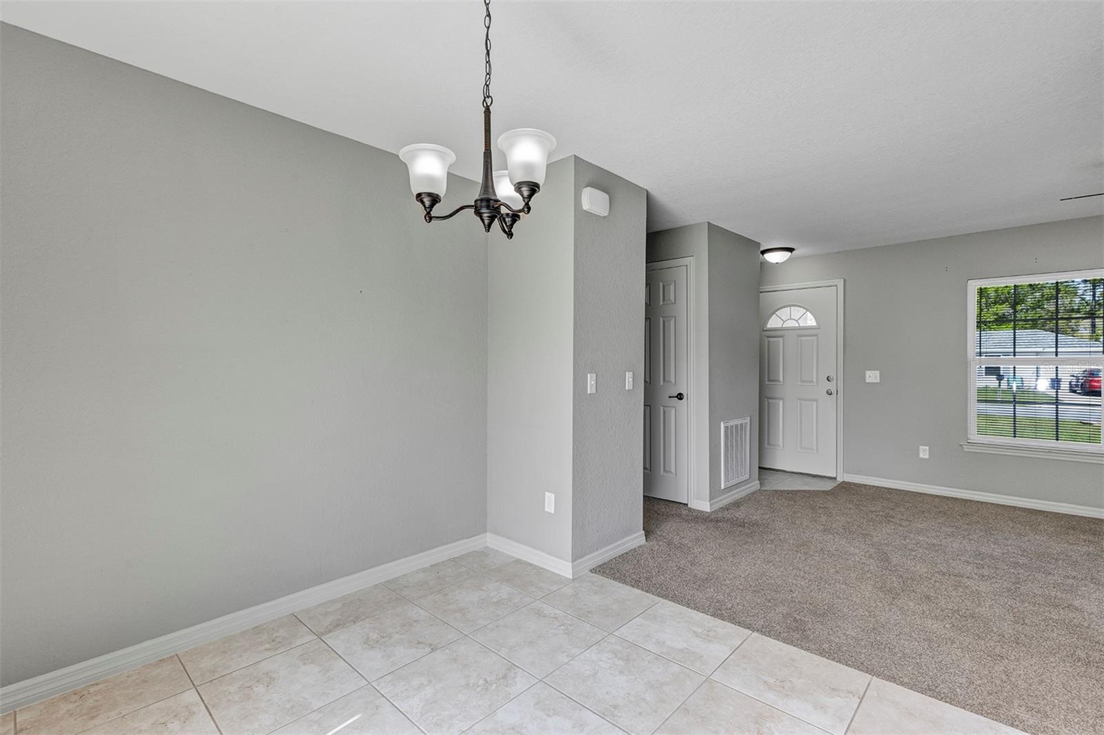 Image 10 of 36 For 7 Locust Loop Circle