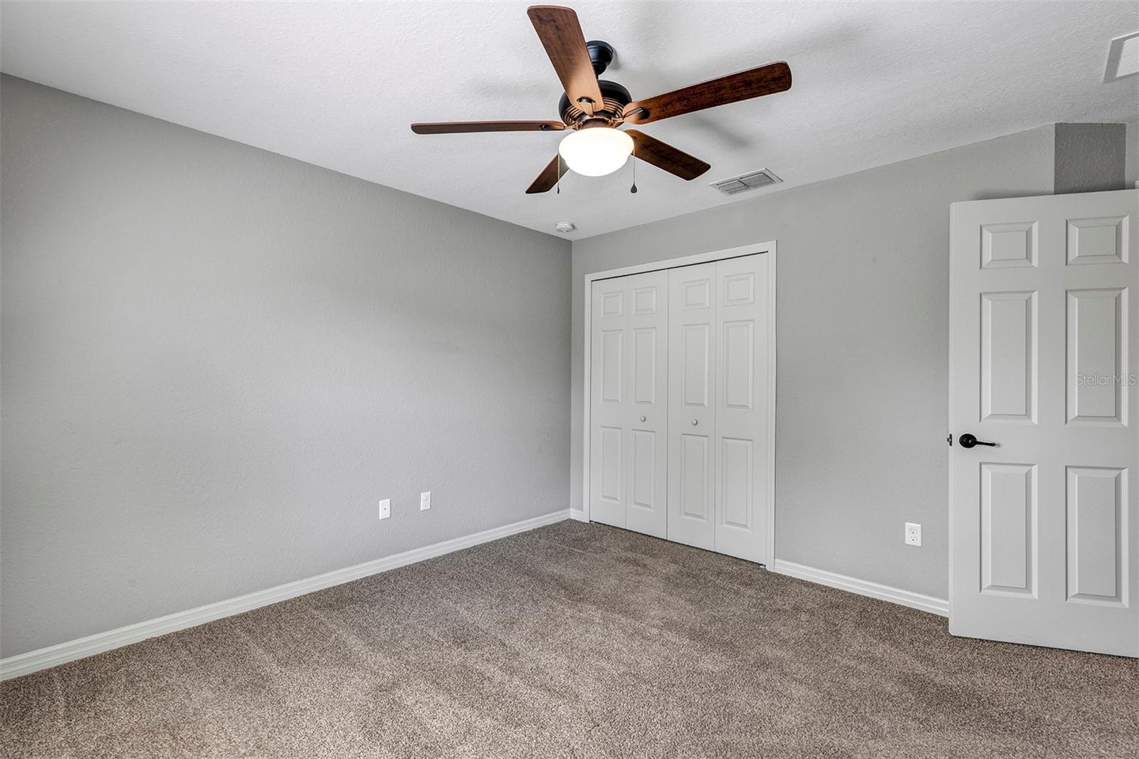 Image 20 of 36 For 7 Locust Loop Circle