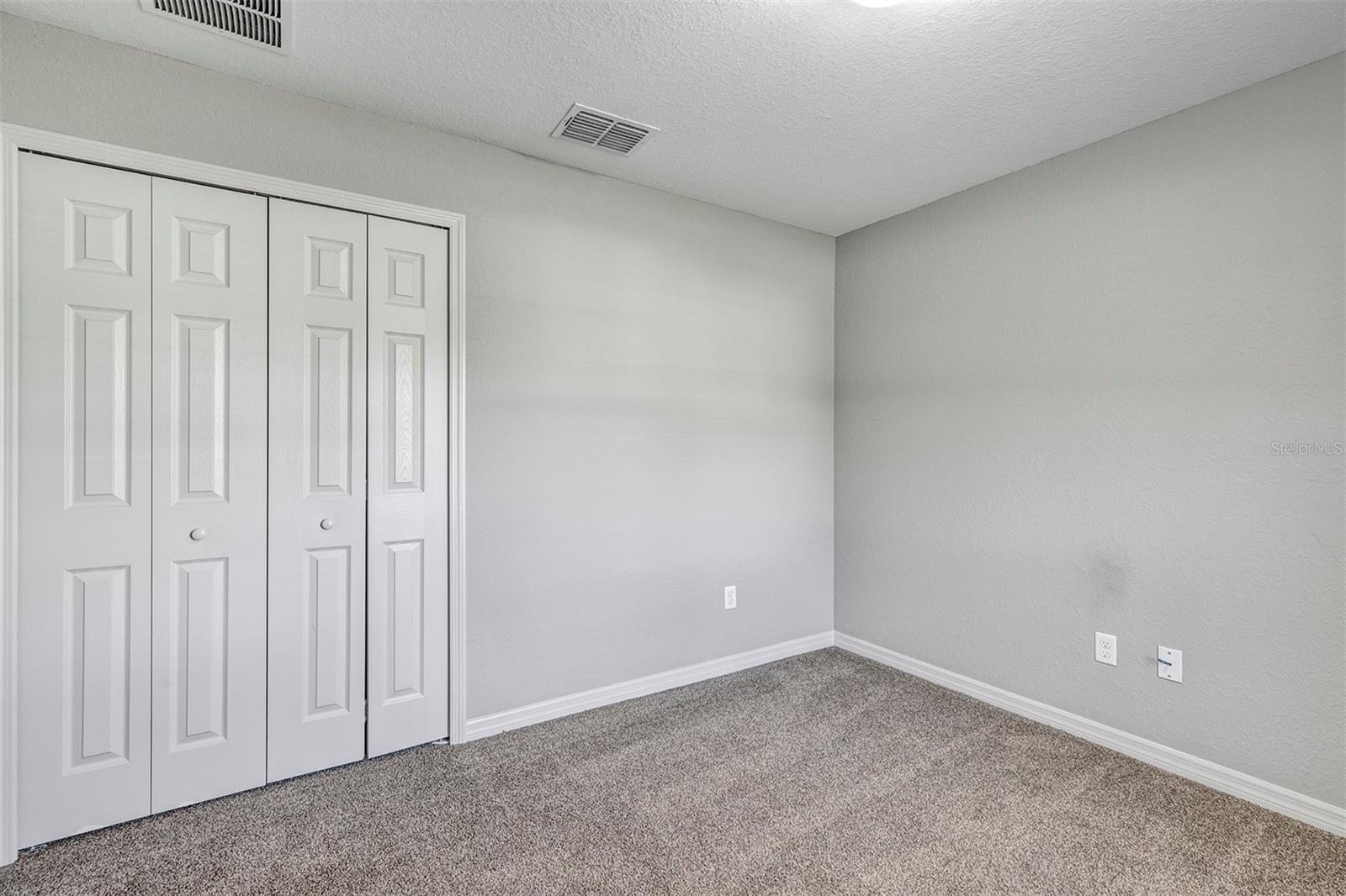 Image 27 of 36 For 7 Locust Loop Circle