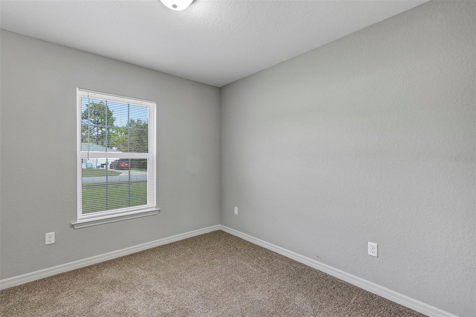 Image 28 of 36 For 7 Locust Loop Circle