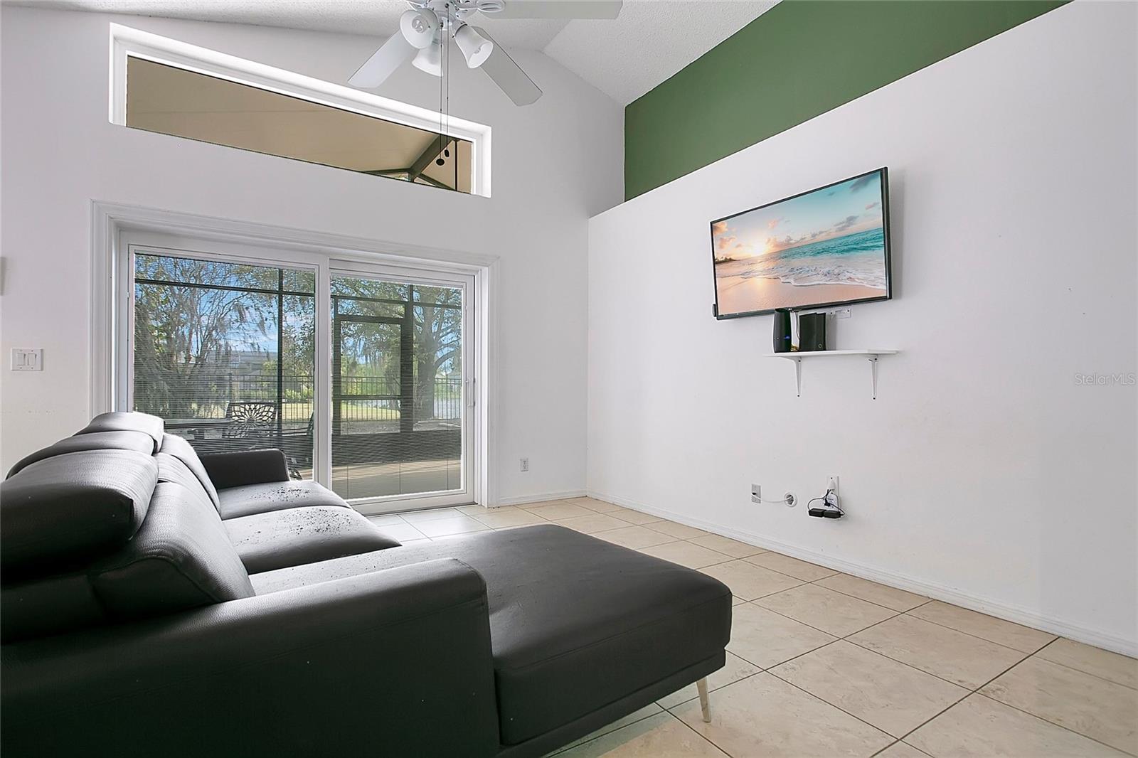 Image 12 of 39 For 14528 Kristenright Lane