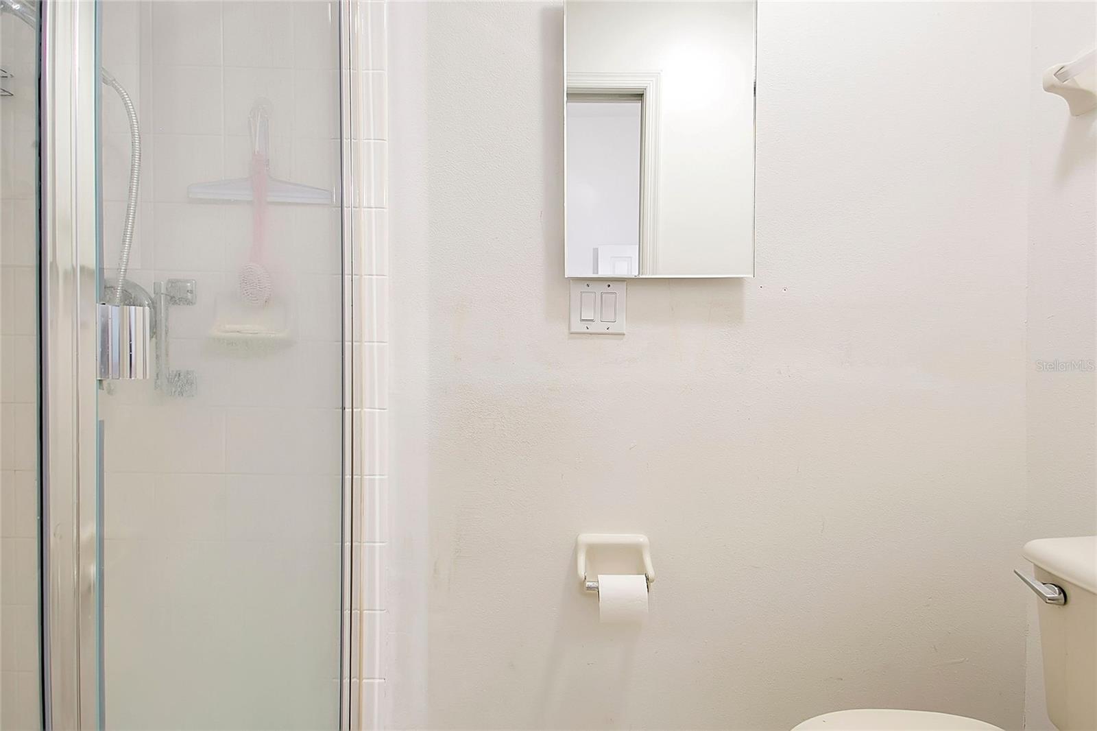 Image 20 of 39 For 14528 Kristenright Lane