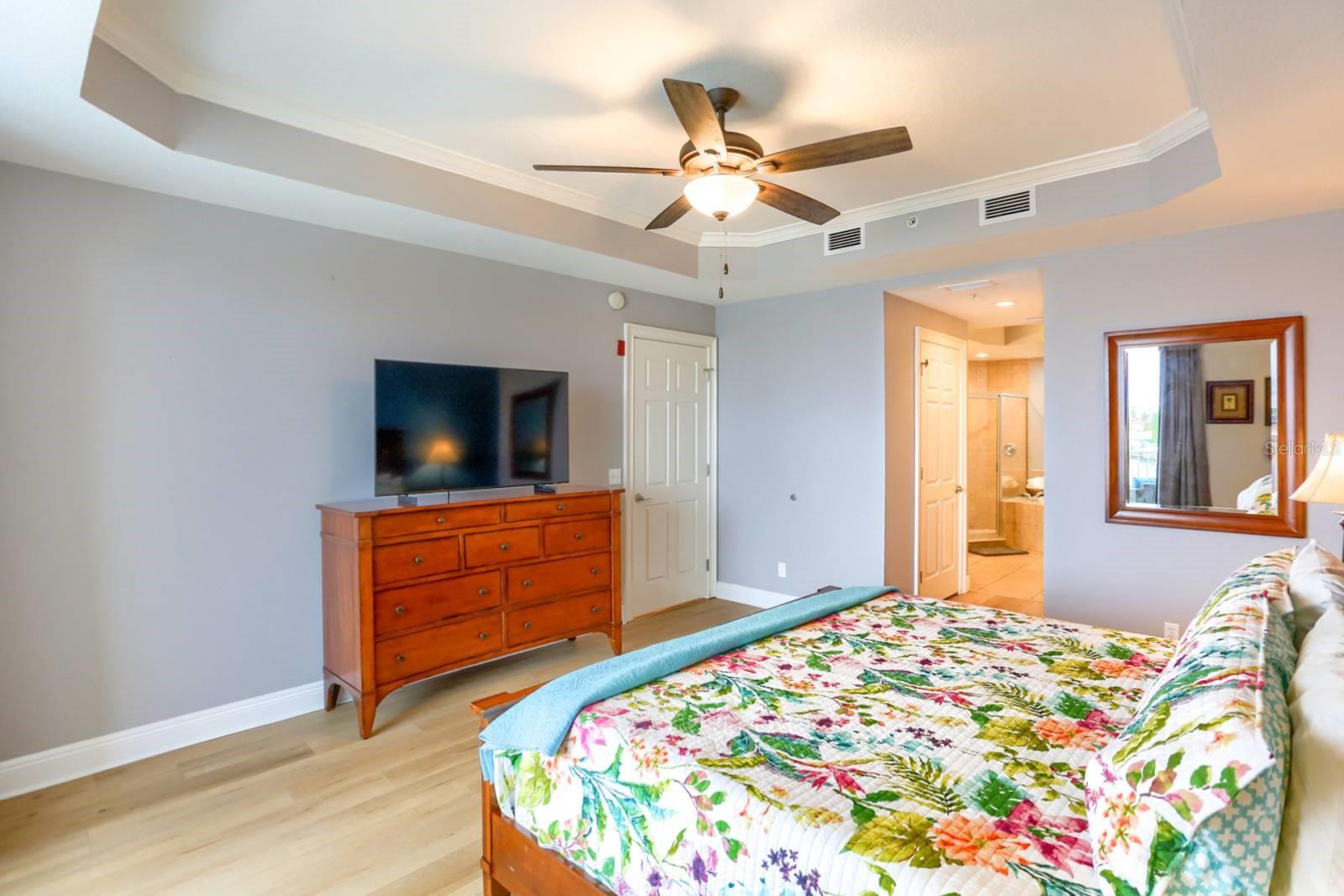 Image 13 of 34 For 600 Bayway Boulevard 304