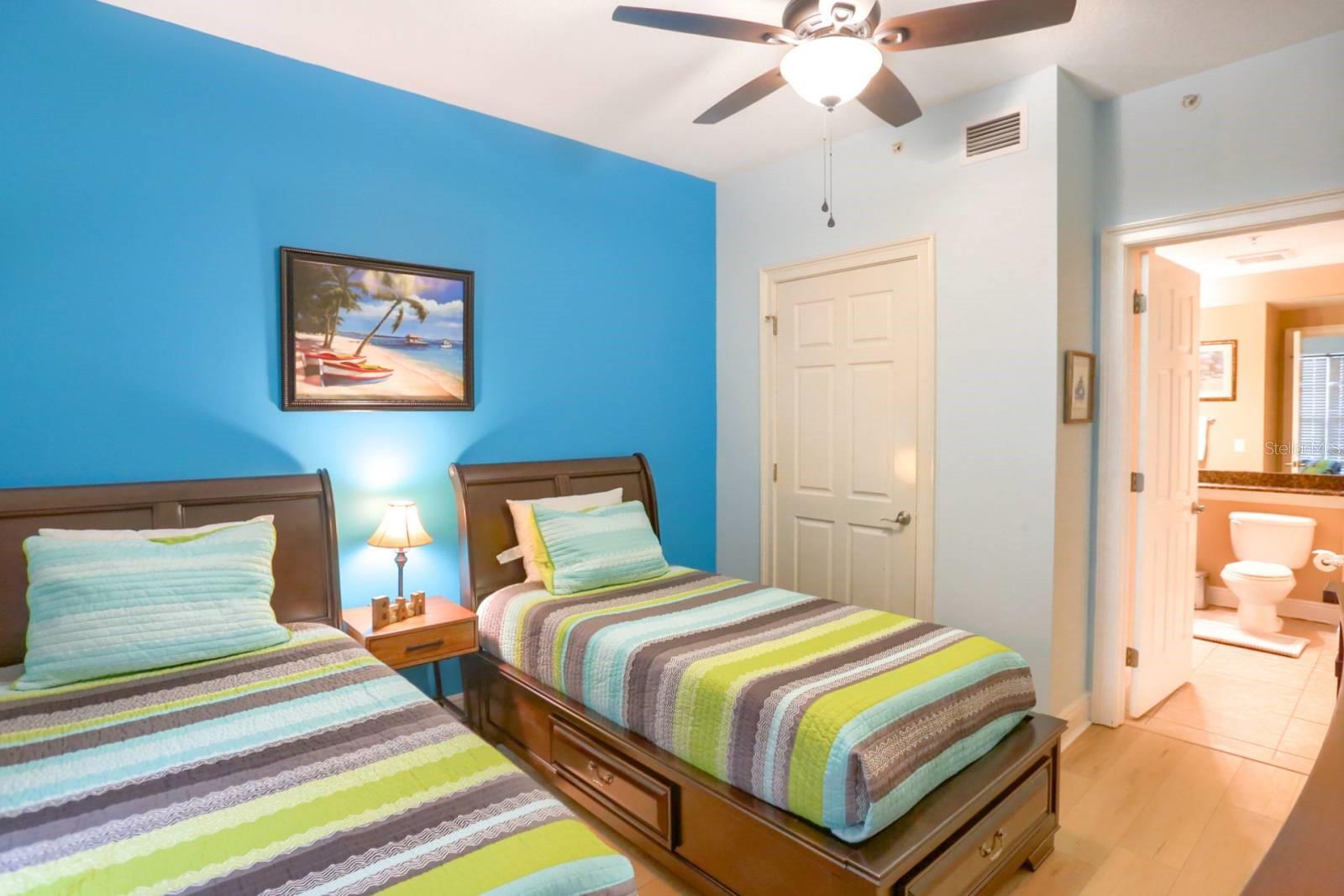 Image 19 of 34 For 600 Bayway Boulevard 304