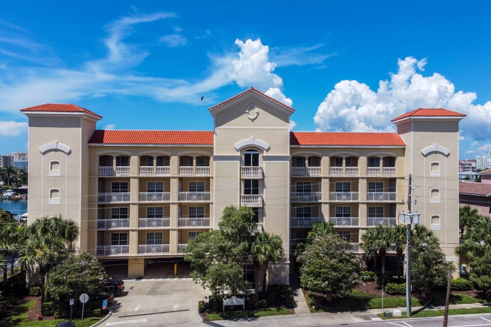 Image 2 of 34 For 600 Bayway Boulevard 304