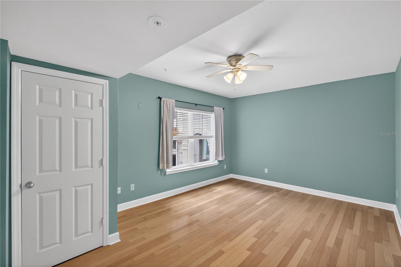 Image 10 of 24 For 300 South Street 2014