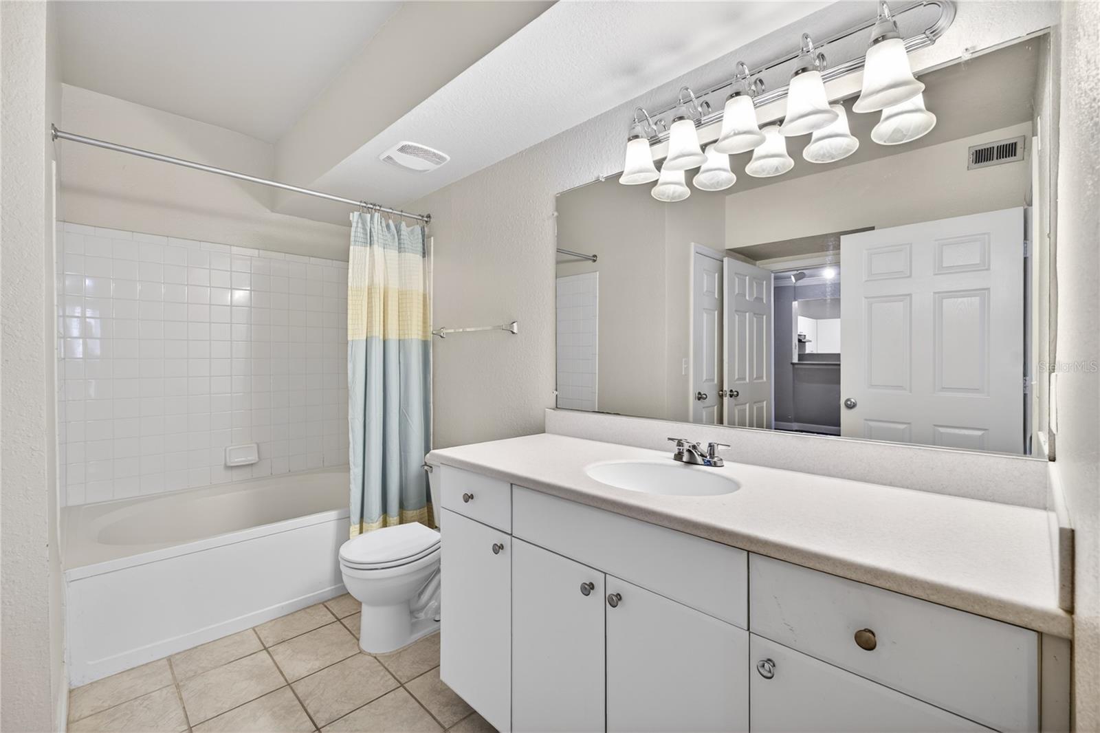 Image 15 of 24 For 300 South Street 2014