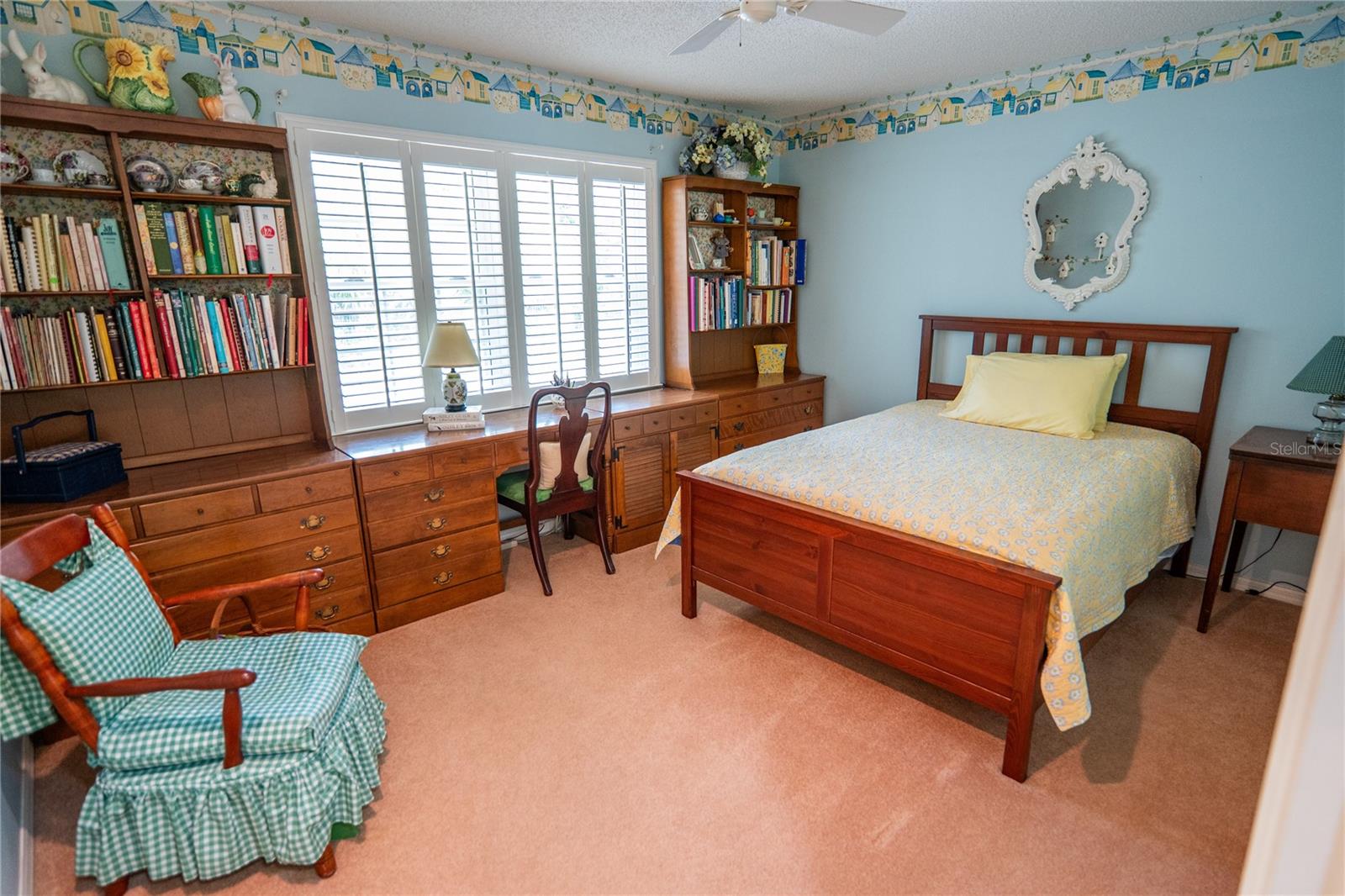 Image 20 of 50 For 601 Fox Valley Drive