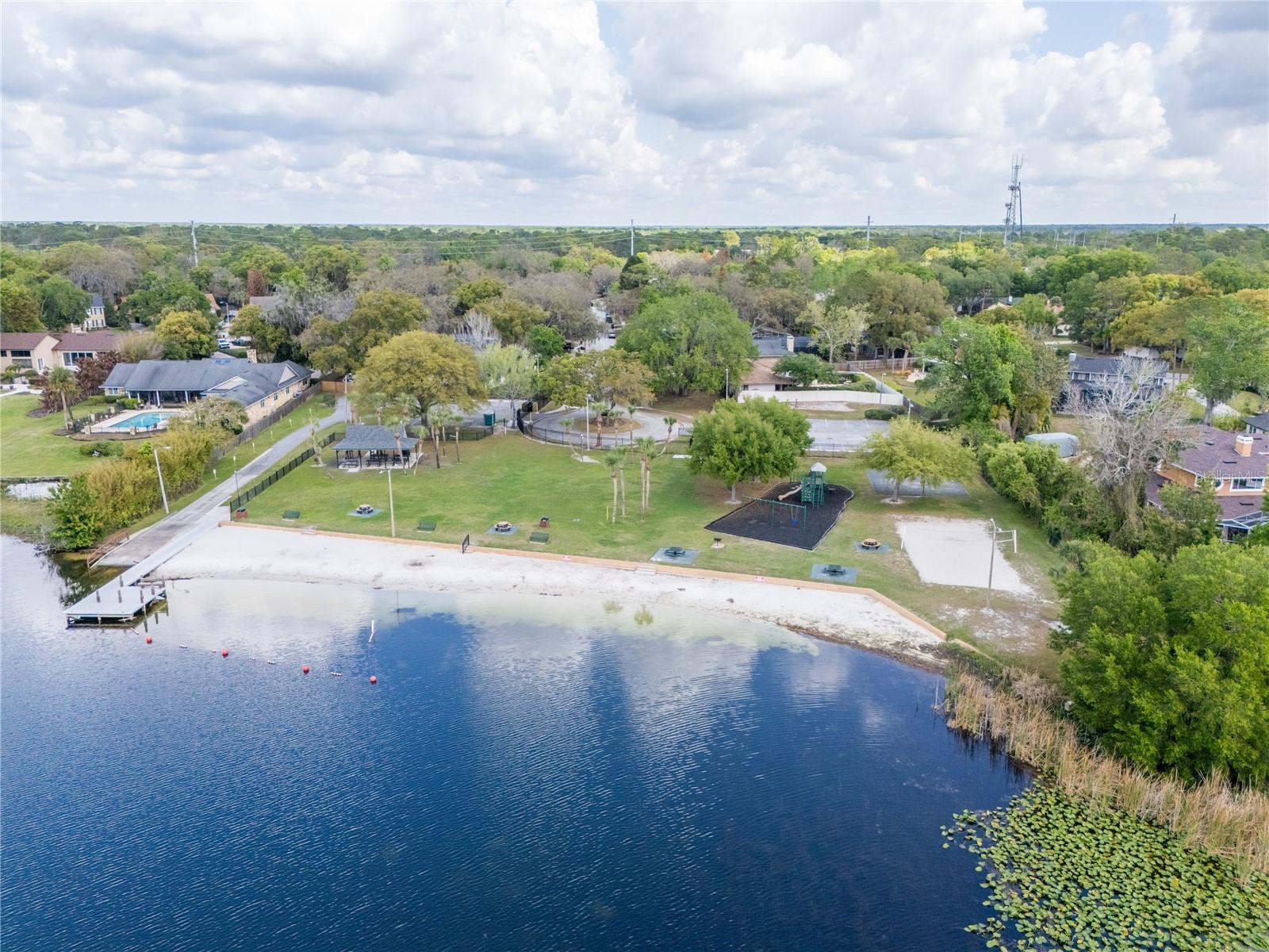 Image 3 of 50 For 601 Fox Valley Drive