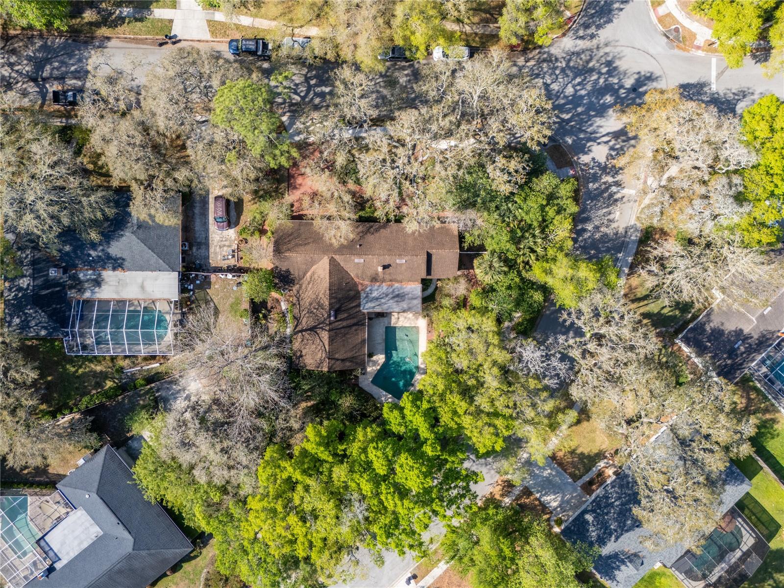 Image 30 of 50 For 601 Fox Valley Drive