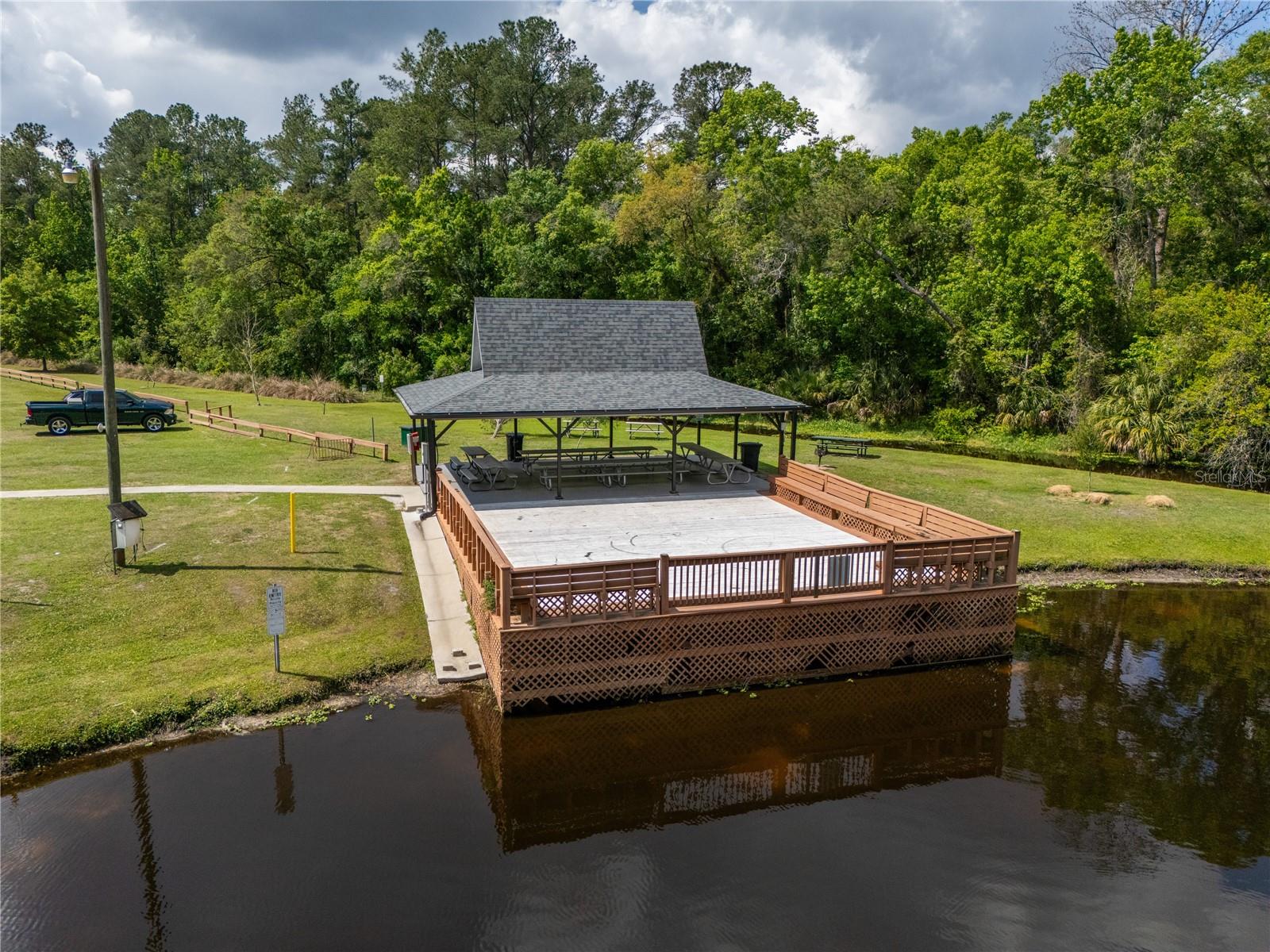 Image 36 of 50 For 601 Fox Valley Drive