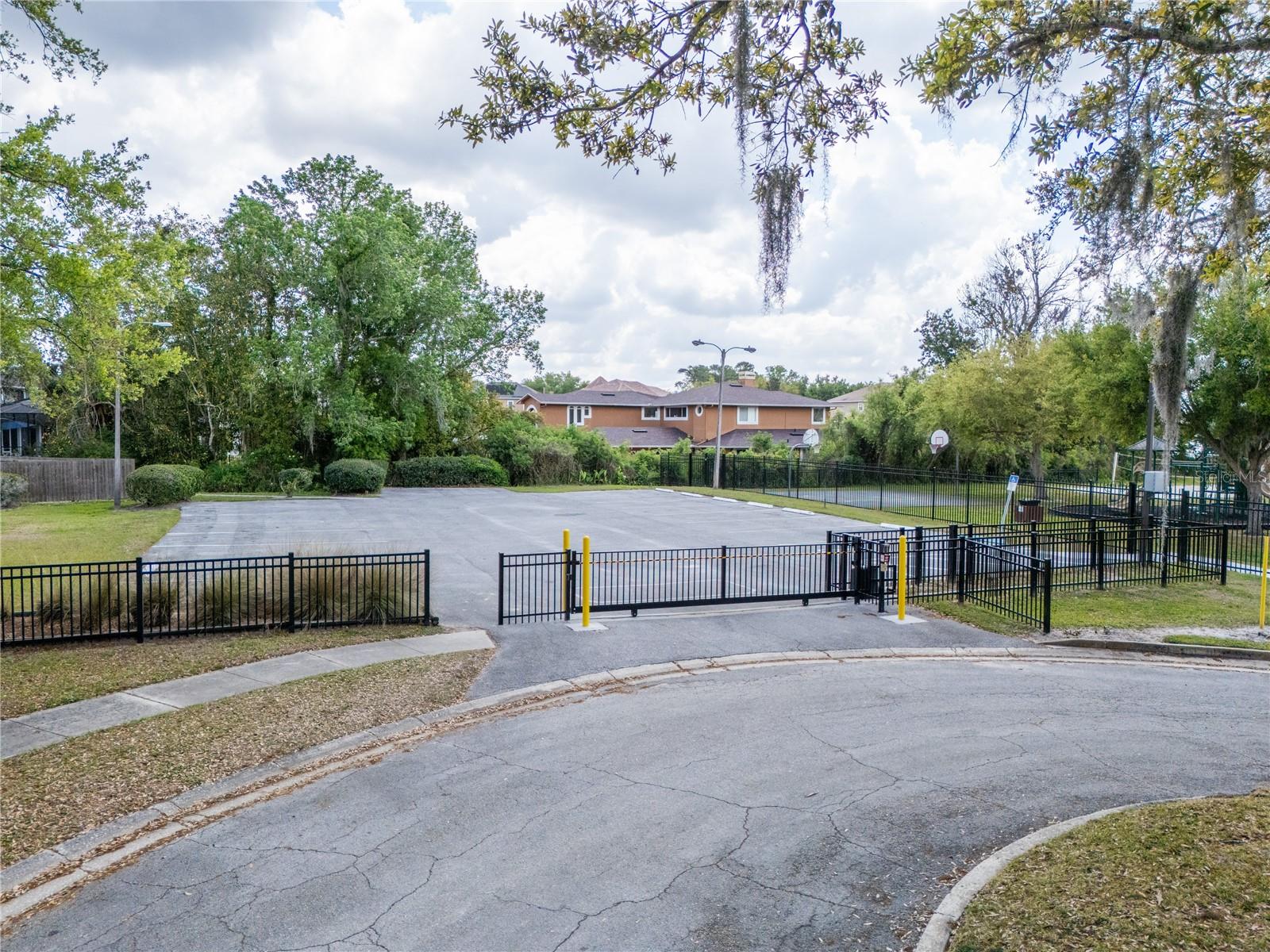 Image 43 of 50 For 601 Fox Valley Drive