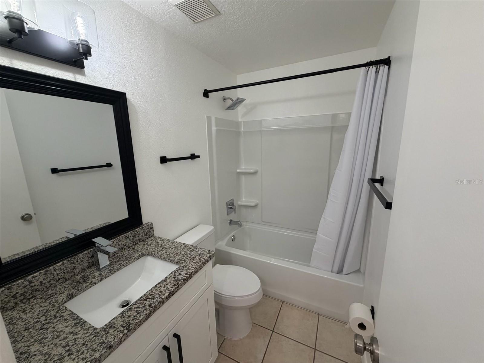 Image 9 of 15 For 121 Reserve Circle 109