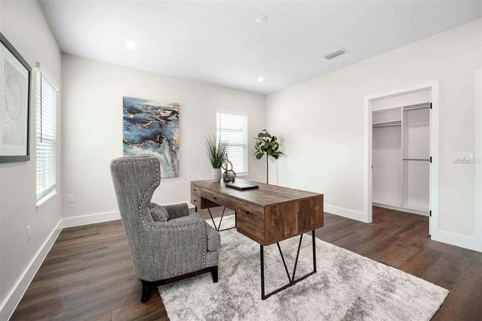 Image 39 of 45 For 2300 Formosa Avenue