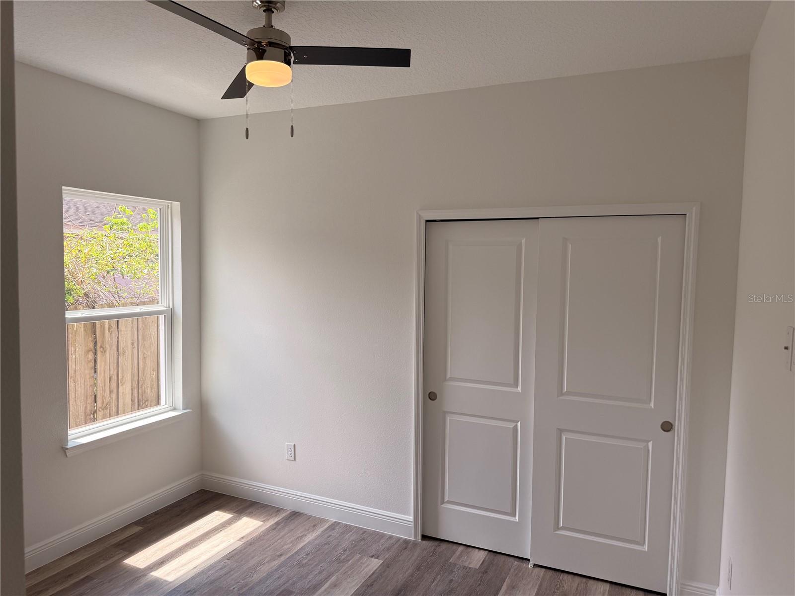 Image 16 of 33 For 1606 Peach Avenue