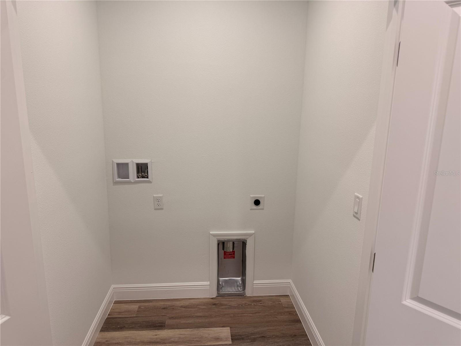 Image 19 of 33 For 1606 Peach Avenue