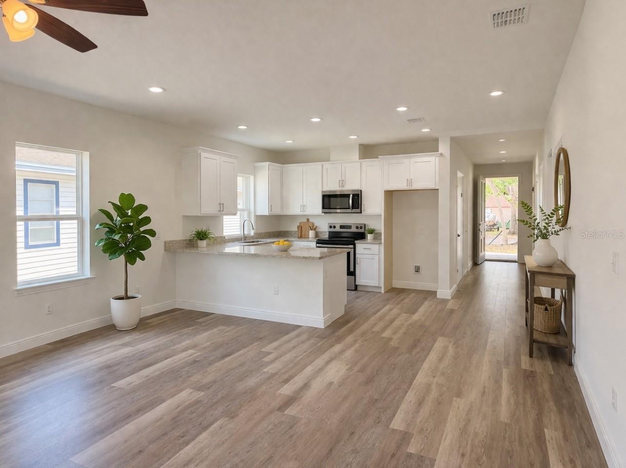 Image 24 of 33 For 1606 Peach Avenue