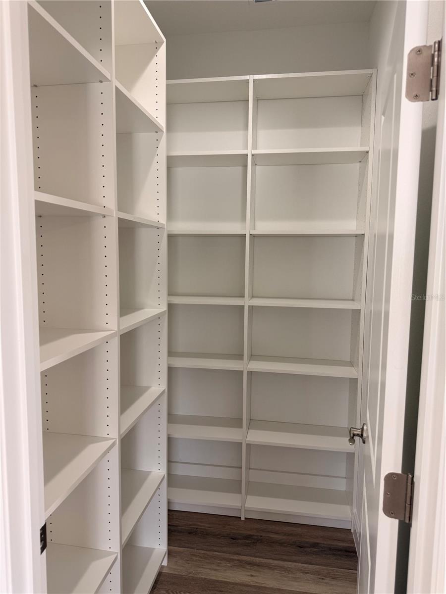 Image 28 of 33 For 1606 Peach Avenue