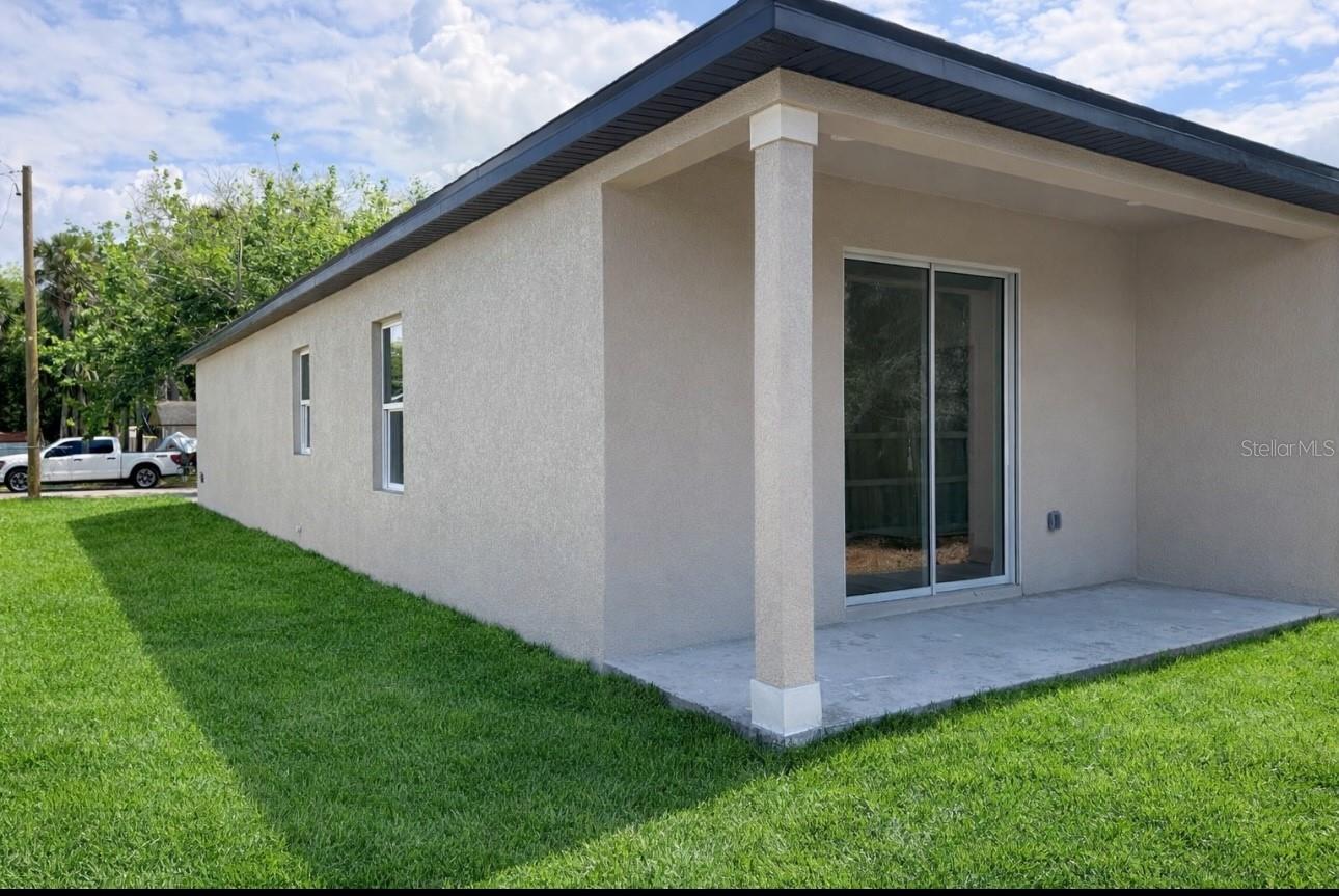 Image 5 of 33 For 1606 Peach Avenue