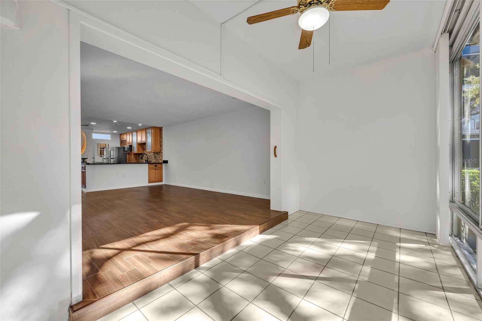 Image 11 of 21 For 700 Melrose Avenue J1