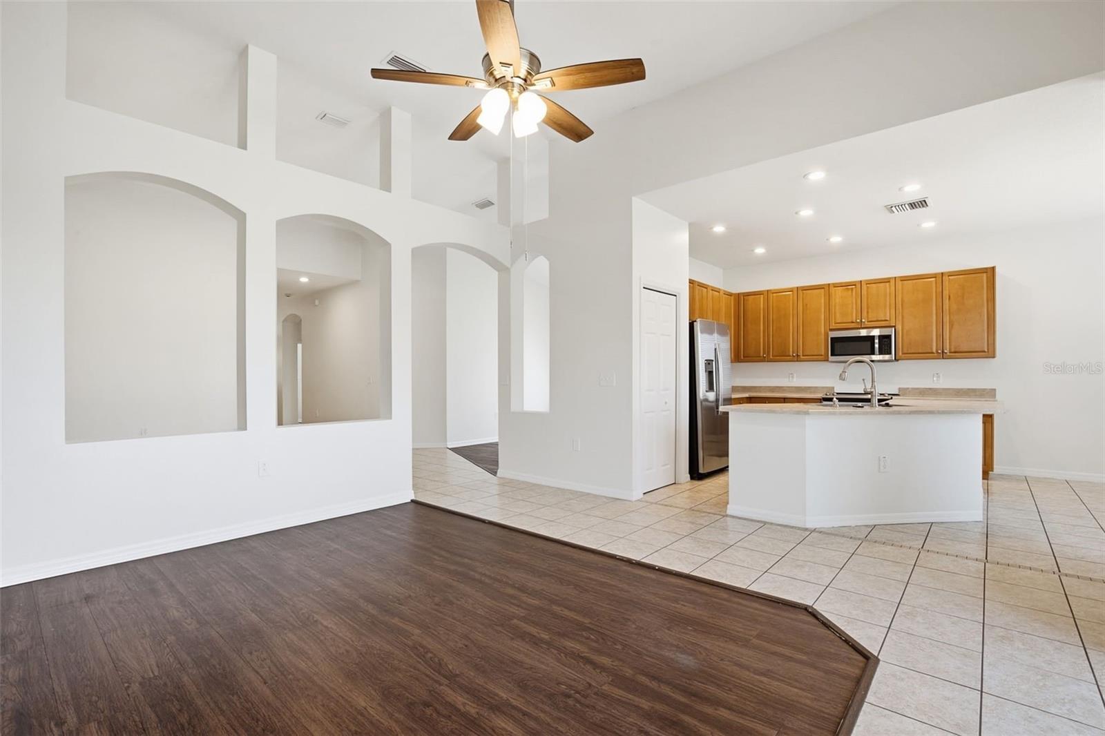 Image 10 of 52 For 5917 Wedgefield Drive