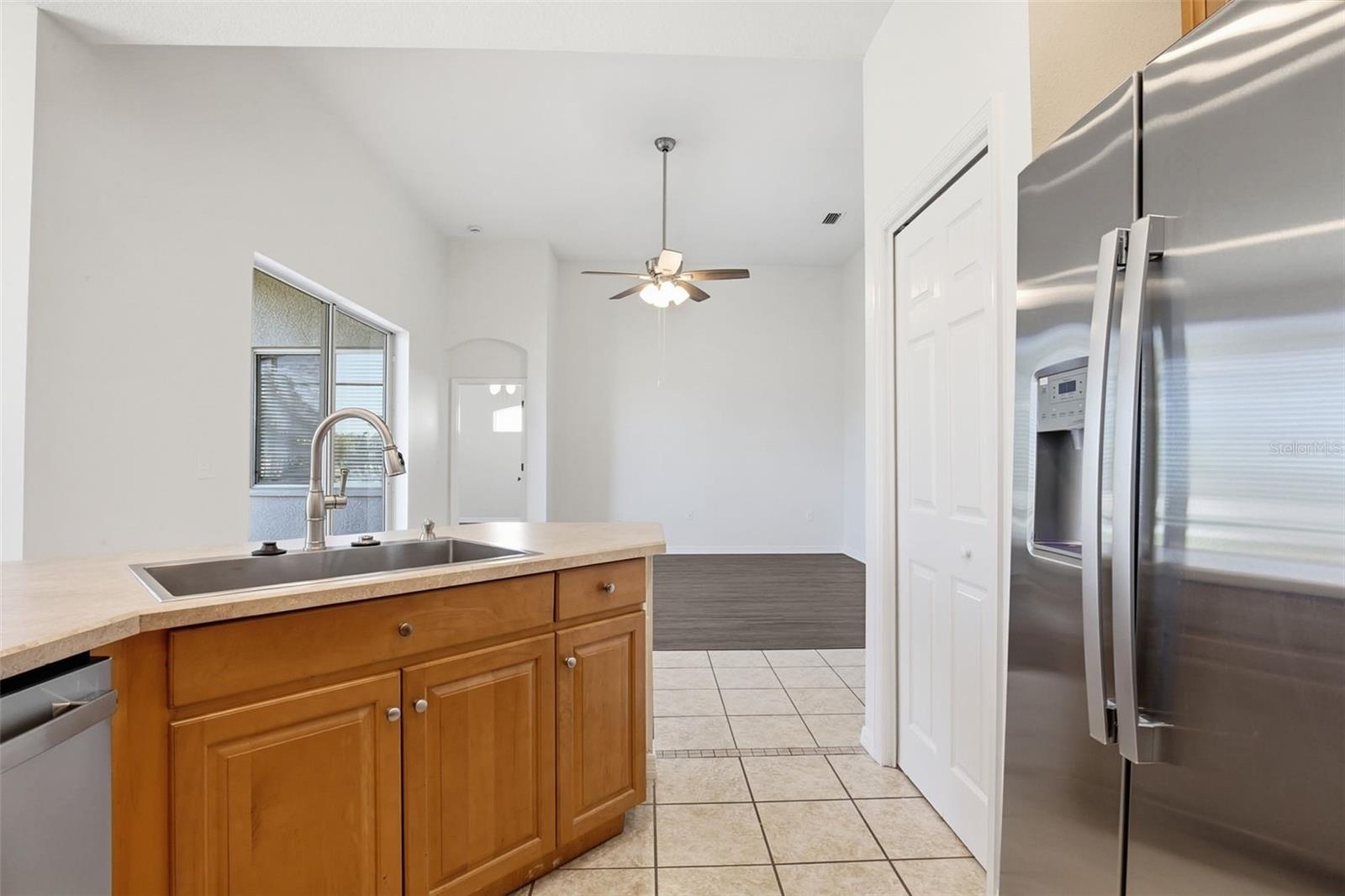 Image 15 of 52 For 5917 Wedgefield Drive