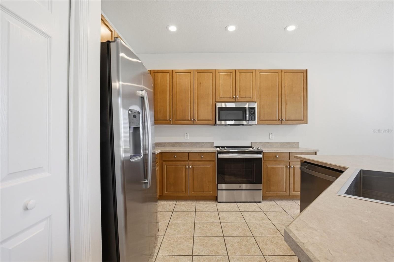 Image 16 of 52 For 5917 Wedgefield Drive