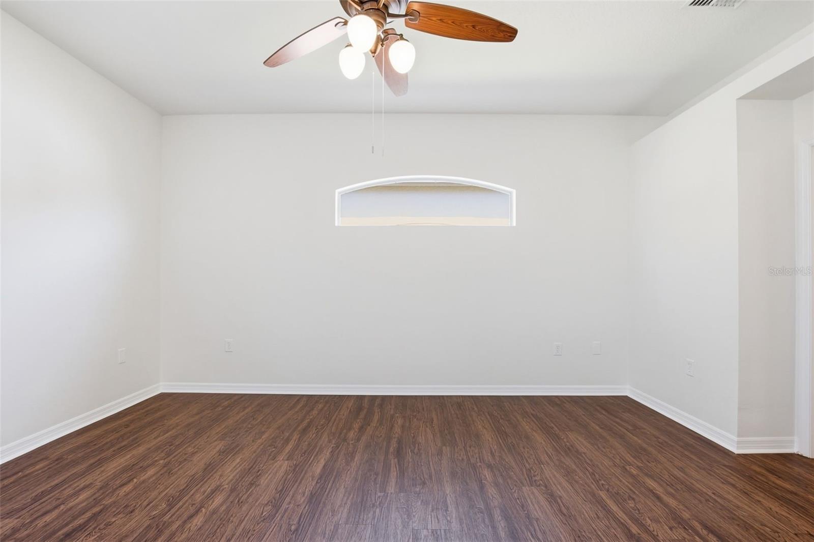 Image 17 of 52 For 5917 Wedgefield Drive