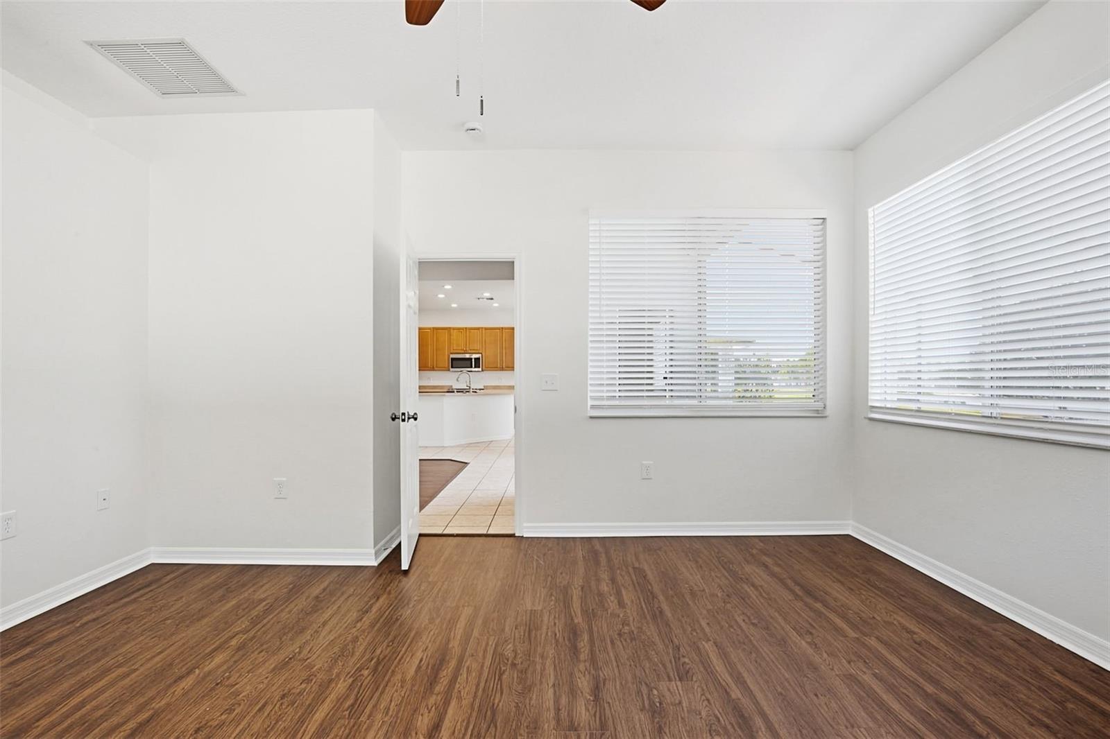 Image 20 of 52 For 5917 Wedgefield Drive