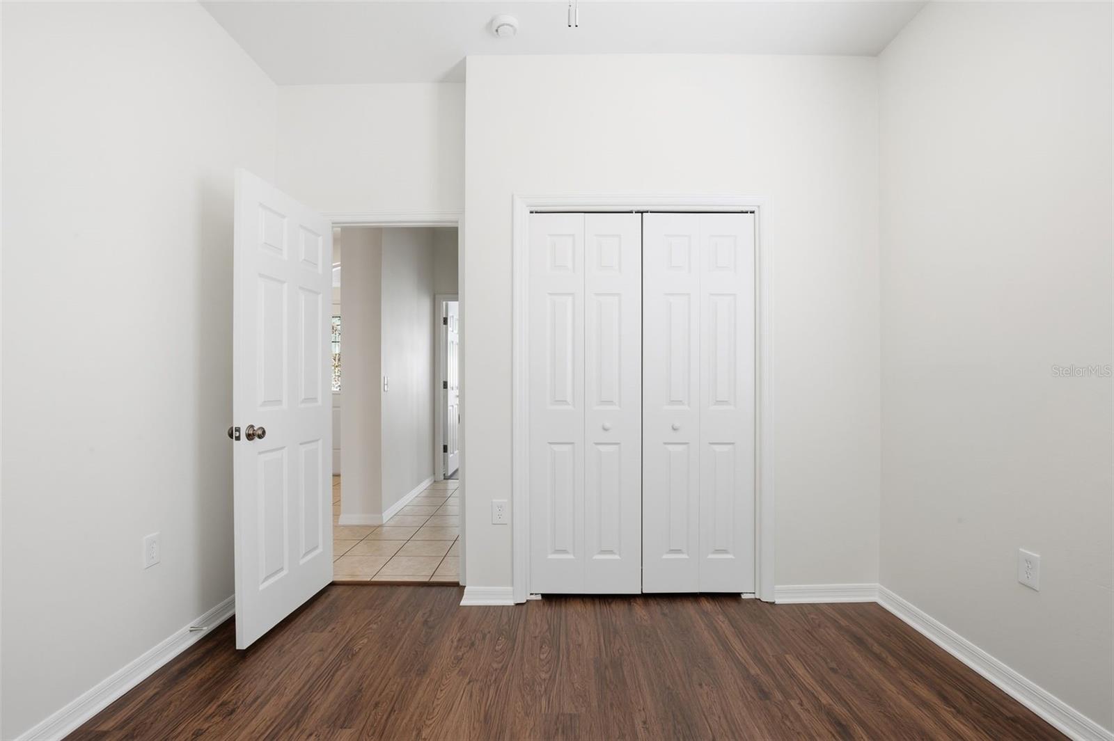 Image 27 of 52 For 5917 Wedgefield Drive