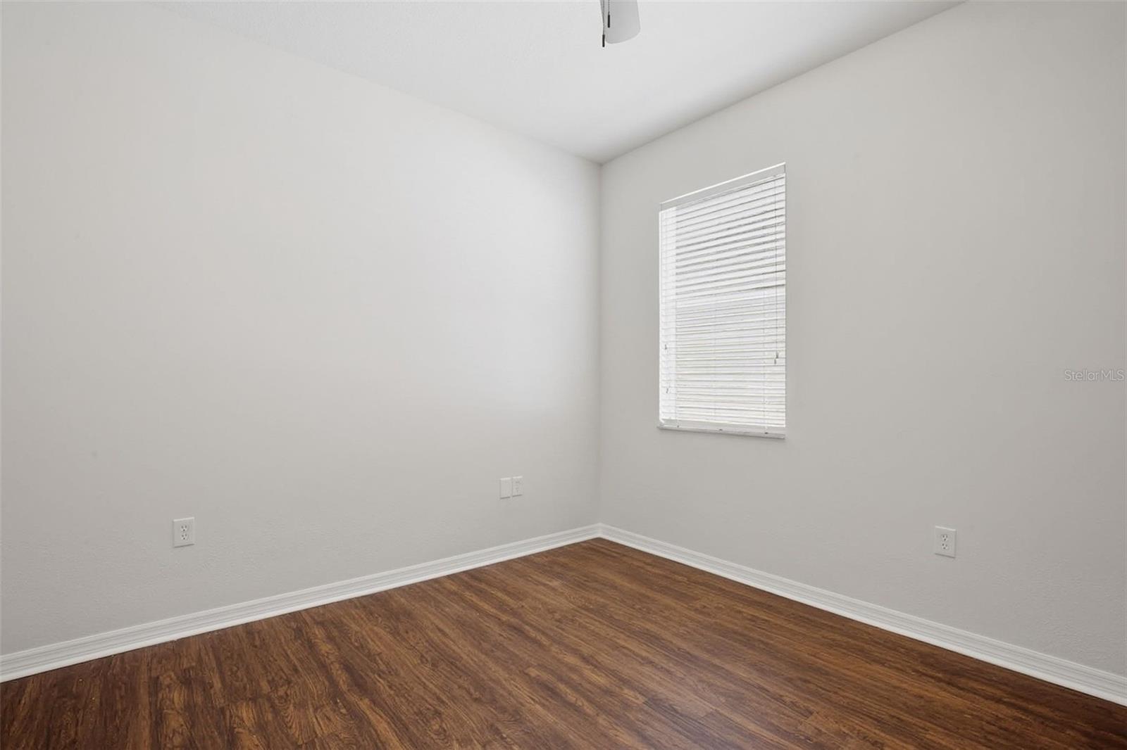 Image 29 of 52 For 5917 Wedgefield Drive