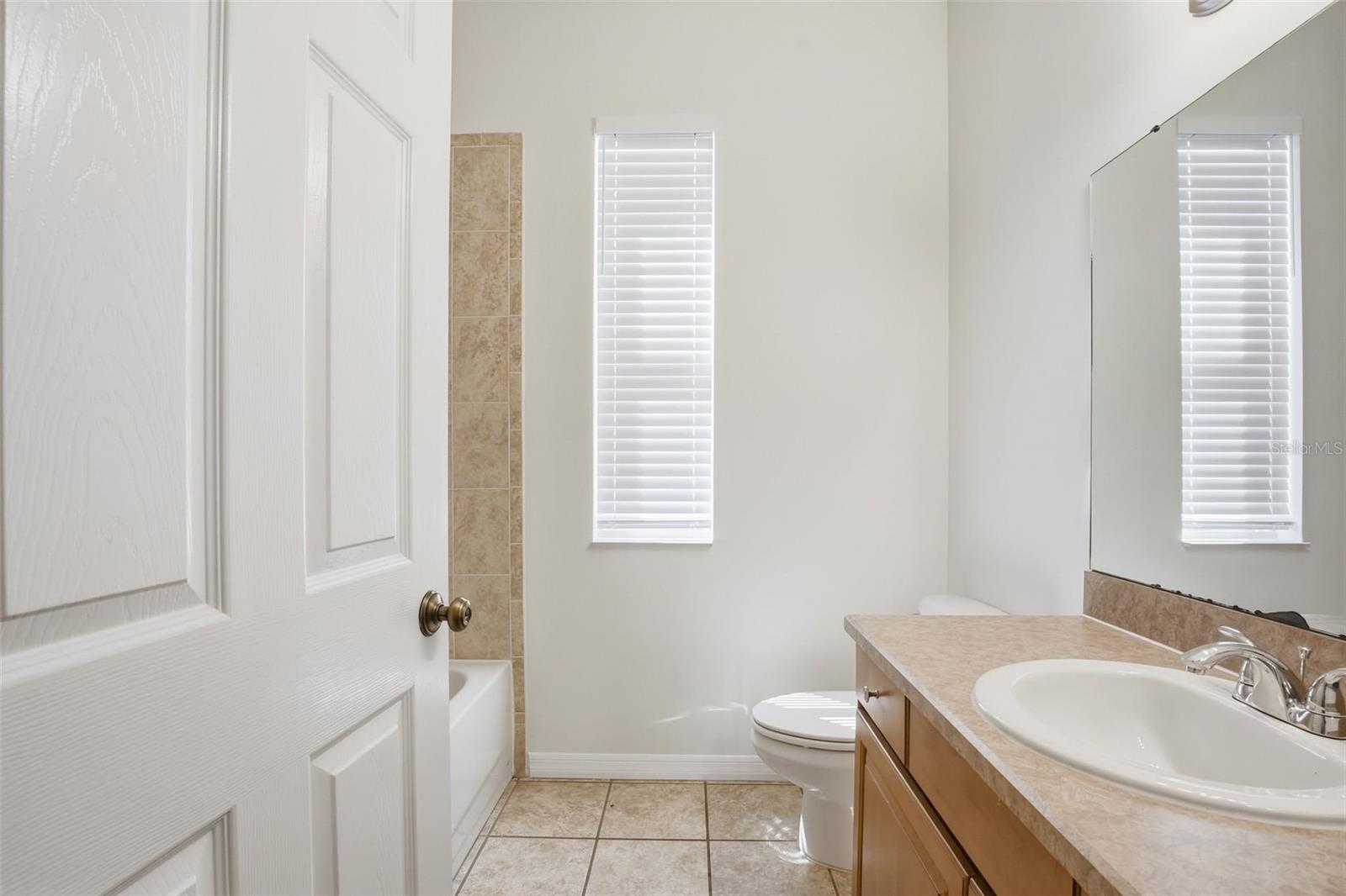 Image 36 of 52 For 5917 Wedgefield Drive