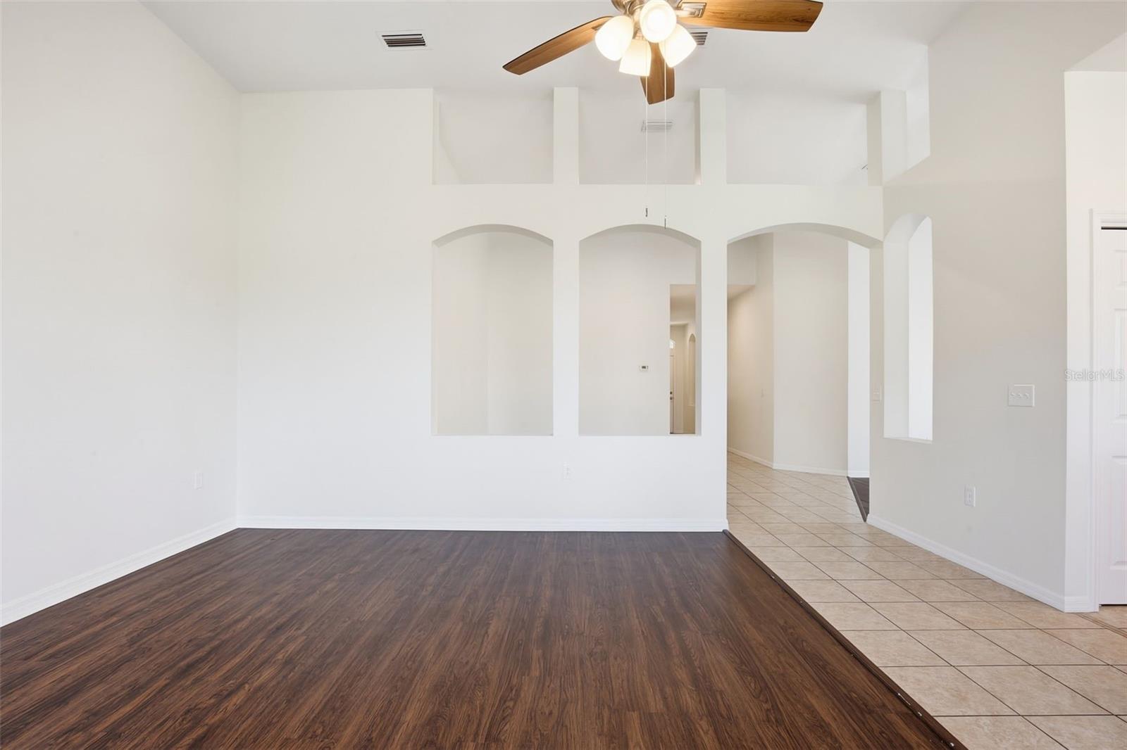 Image 9 of 52 For 5917 Wedgefield Drive