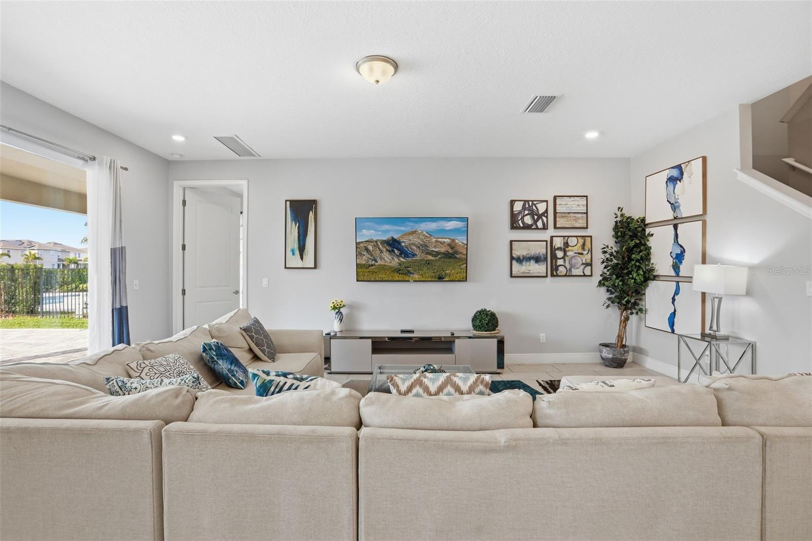 Image 11 of 54 For 336 Auburn Avenue