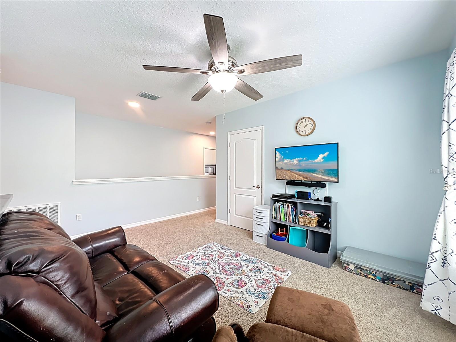 Image 42 of 98 For 3657 Crimson Clover Drive