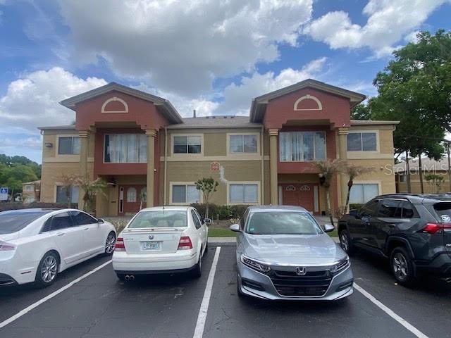 Image 20 of 22 For 646 Kenwick Circle 103