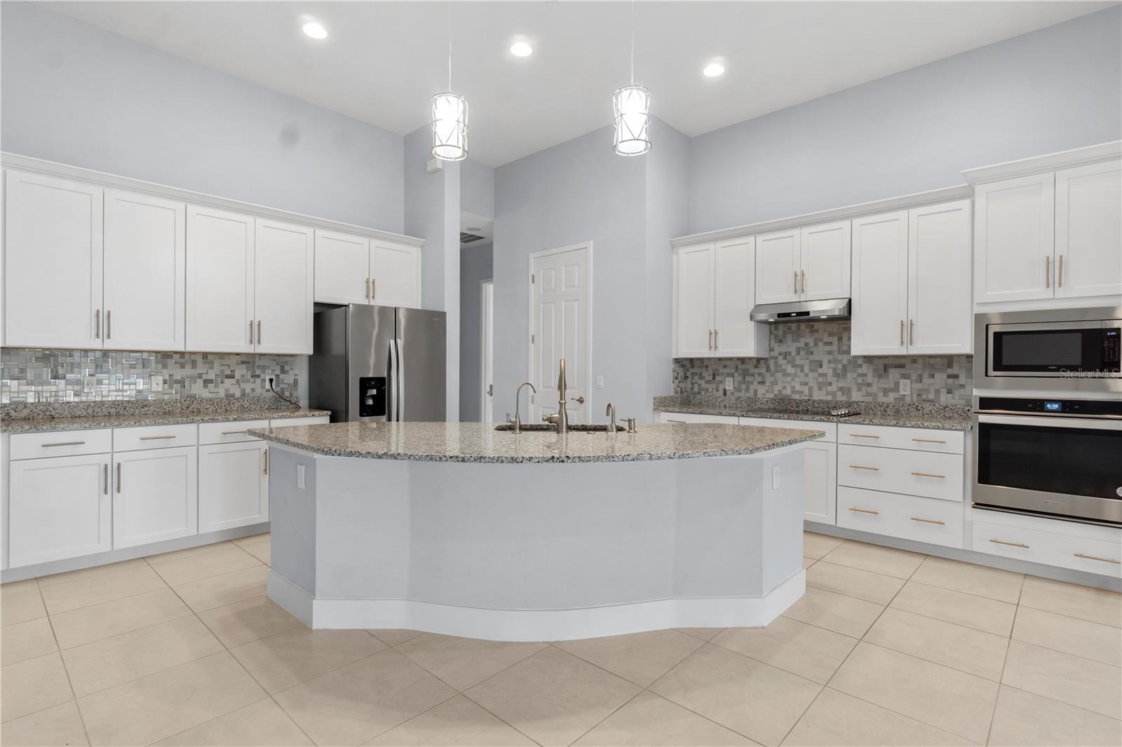 Image 3 of 54 For 2320 Symphony Circle