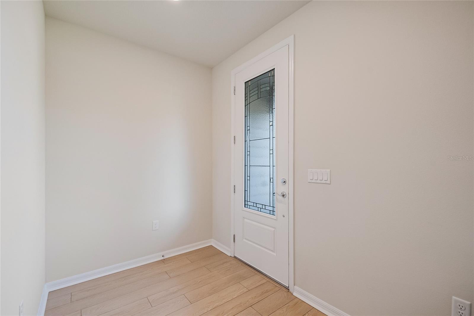 Image 7 of 44 For 6938 Reverie Park Avenue