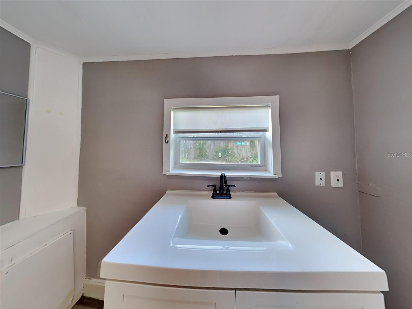 Image 9 of 9 For 1208 Francis Avenue 2