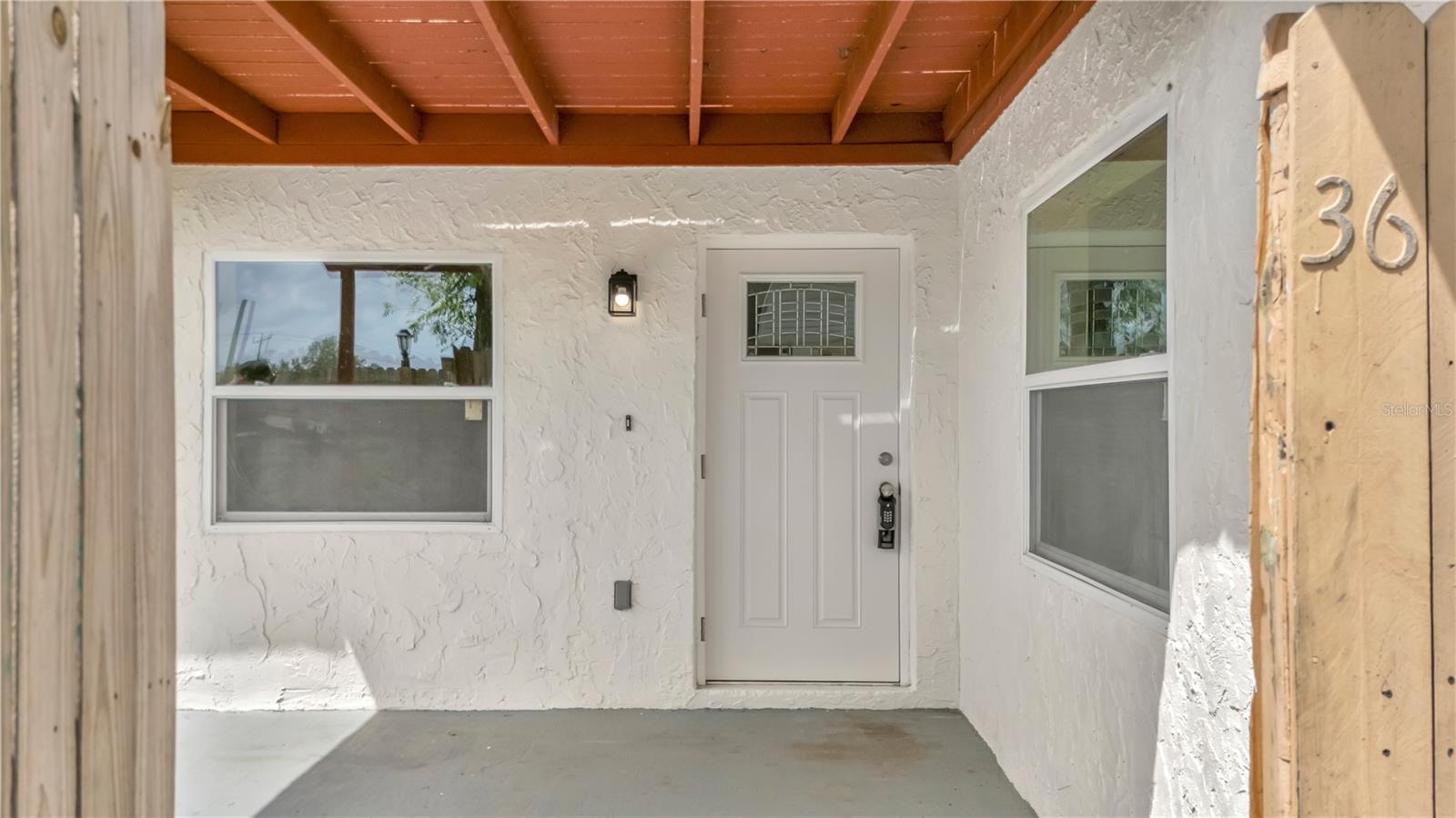 Image 9 of 31 For 36 Springwood Square