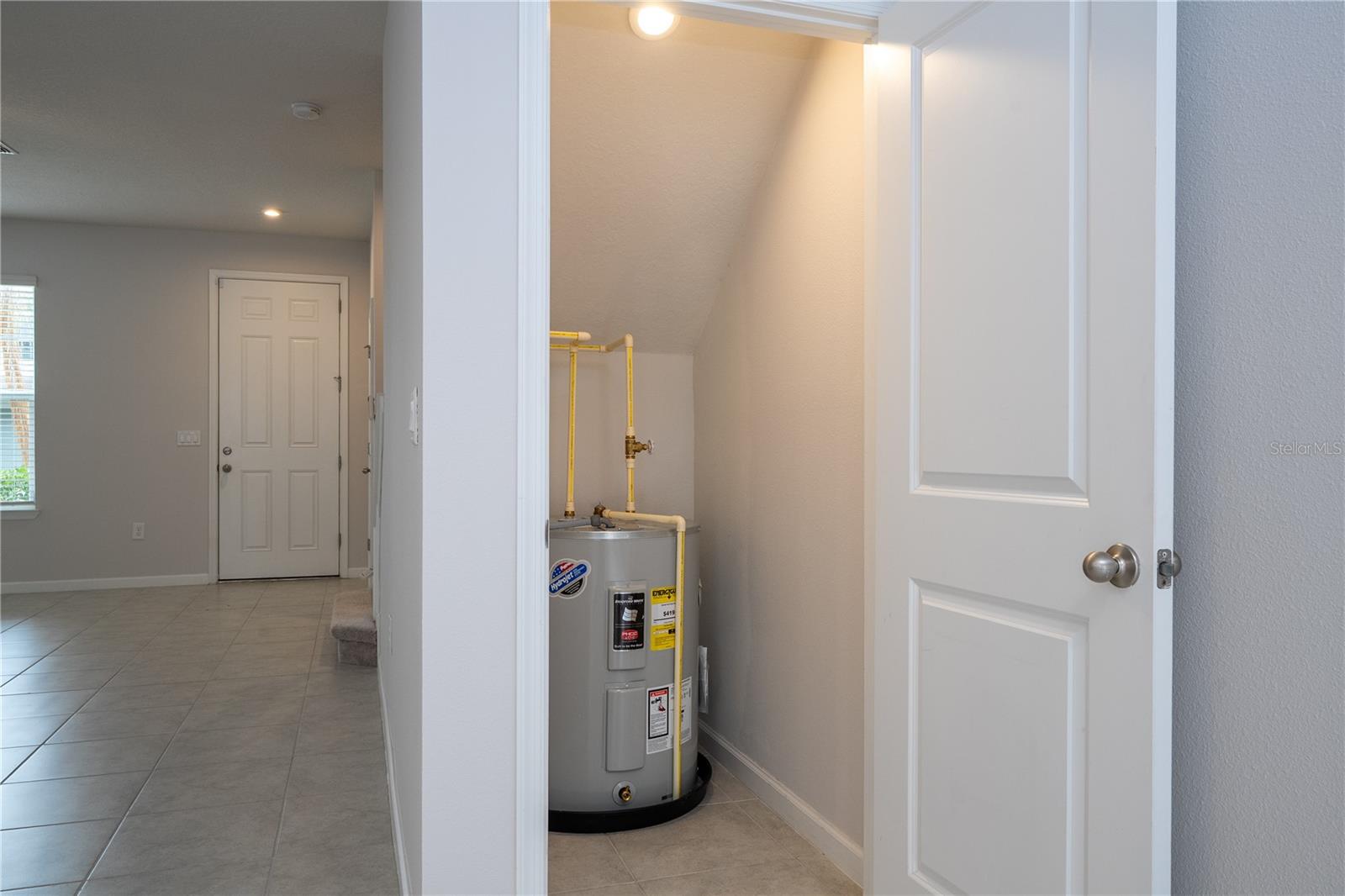 Image 24 of 73 For 6212 Aralia Ivy Lane