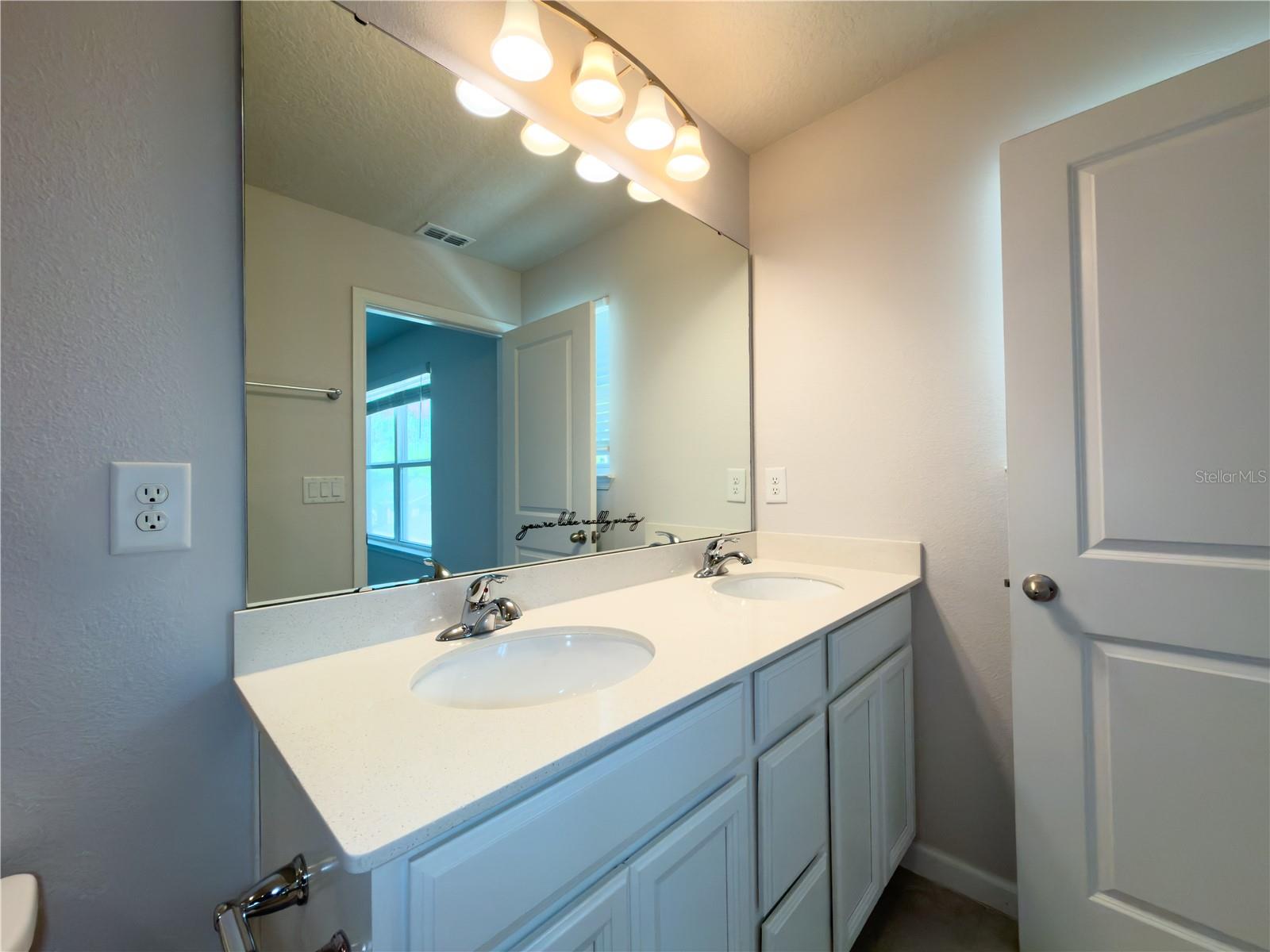 Image 32 of 73 For 6212 Aralia Ivy Lane