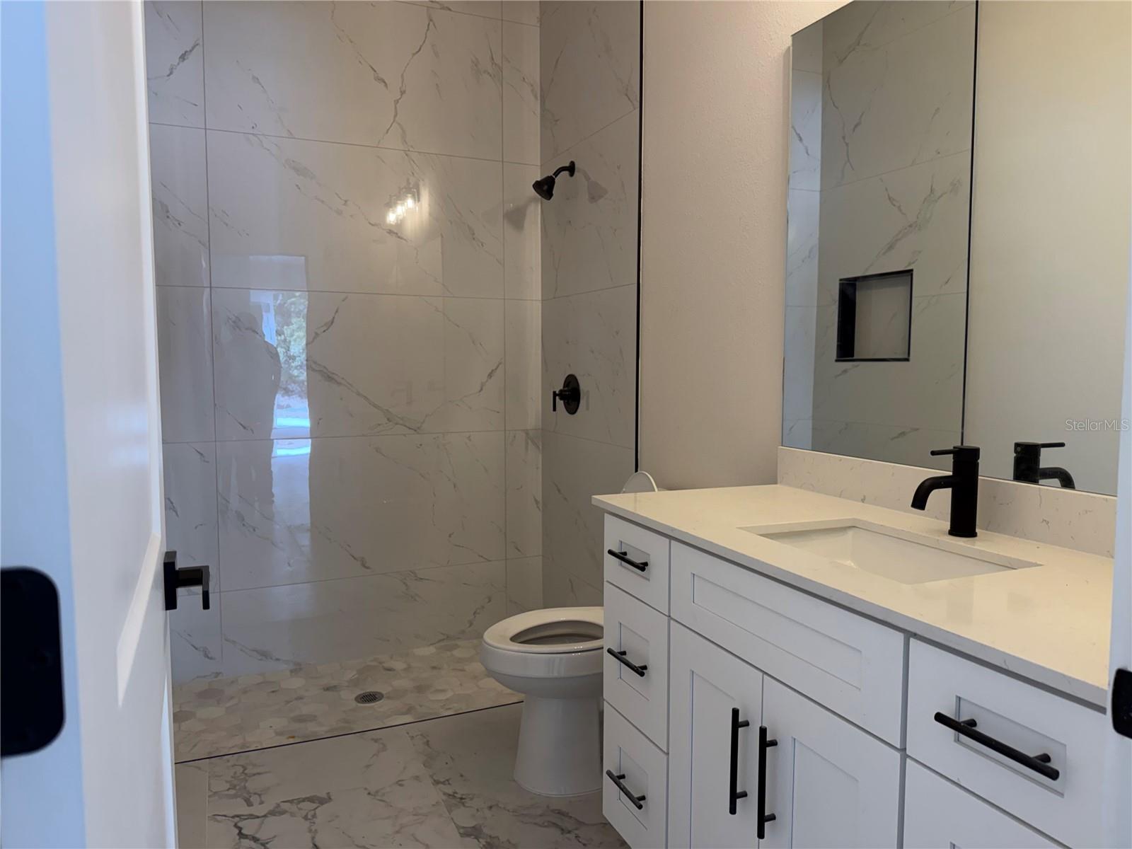 Image 10 of 12 For 6636 N Varsity Ave