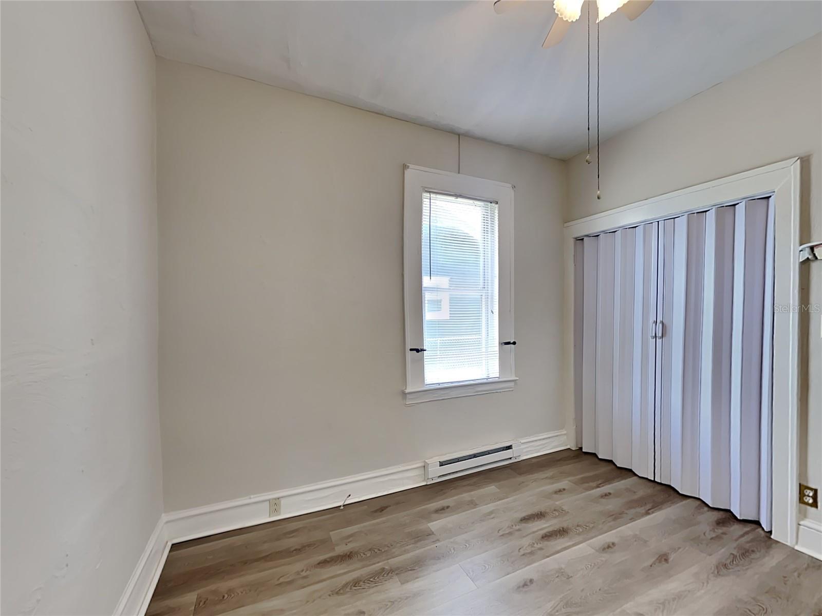 Image 10 of 15 For 1409 Westmoreland Drive 2