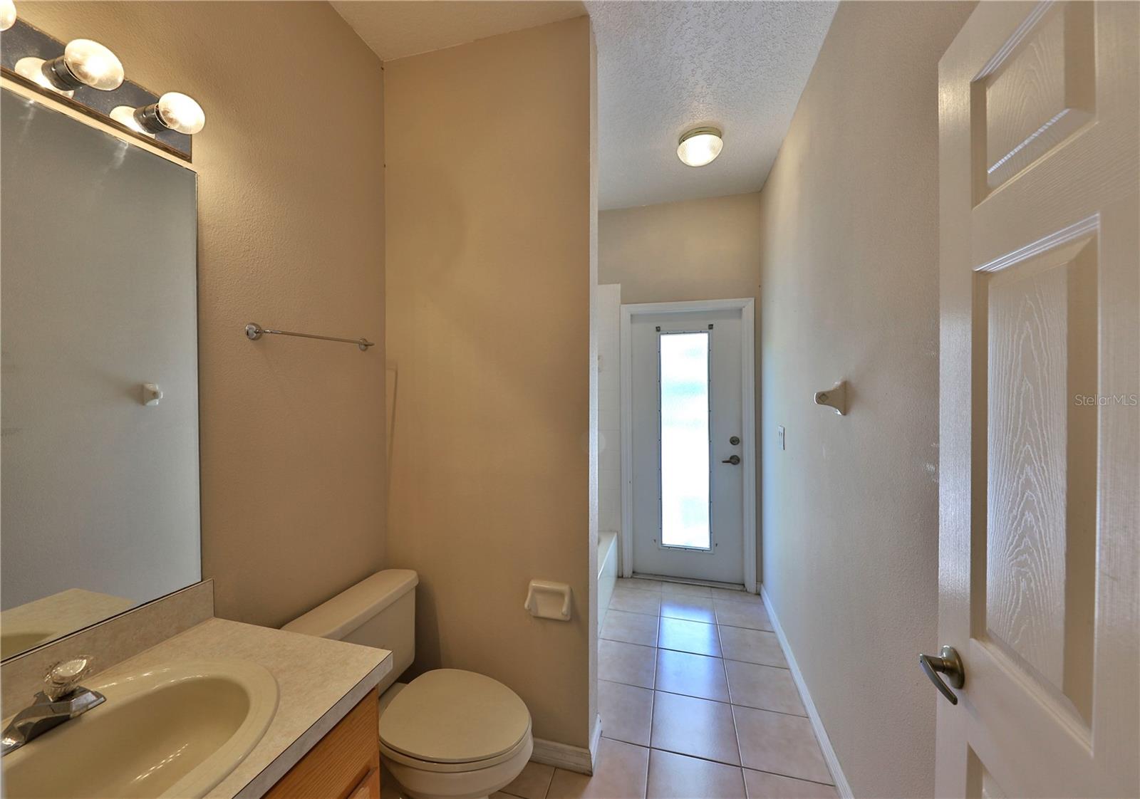 Image 13 of 20 For 363 Twelve Oaks Drive