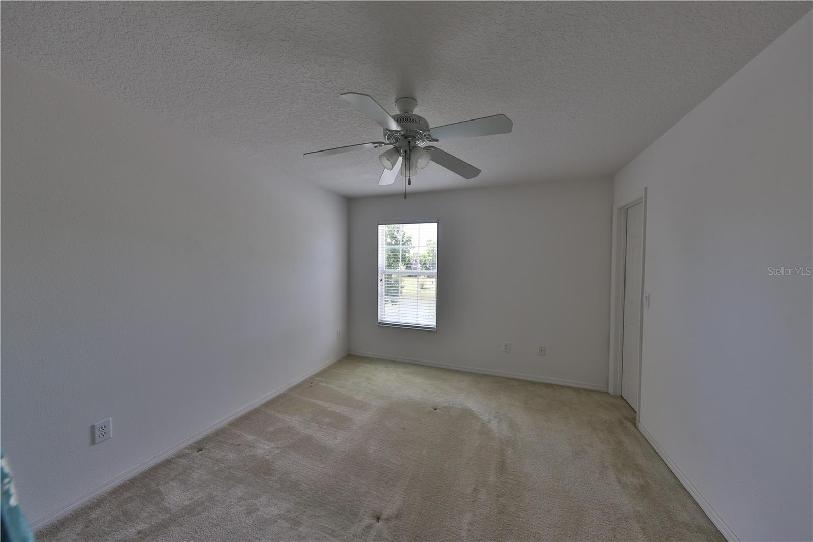 Image 15 of 20 For 363 Twelve Oaks Drive