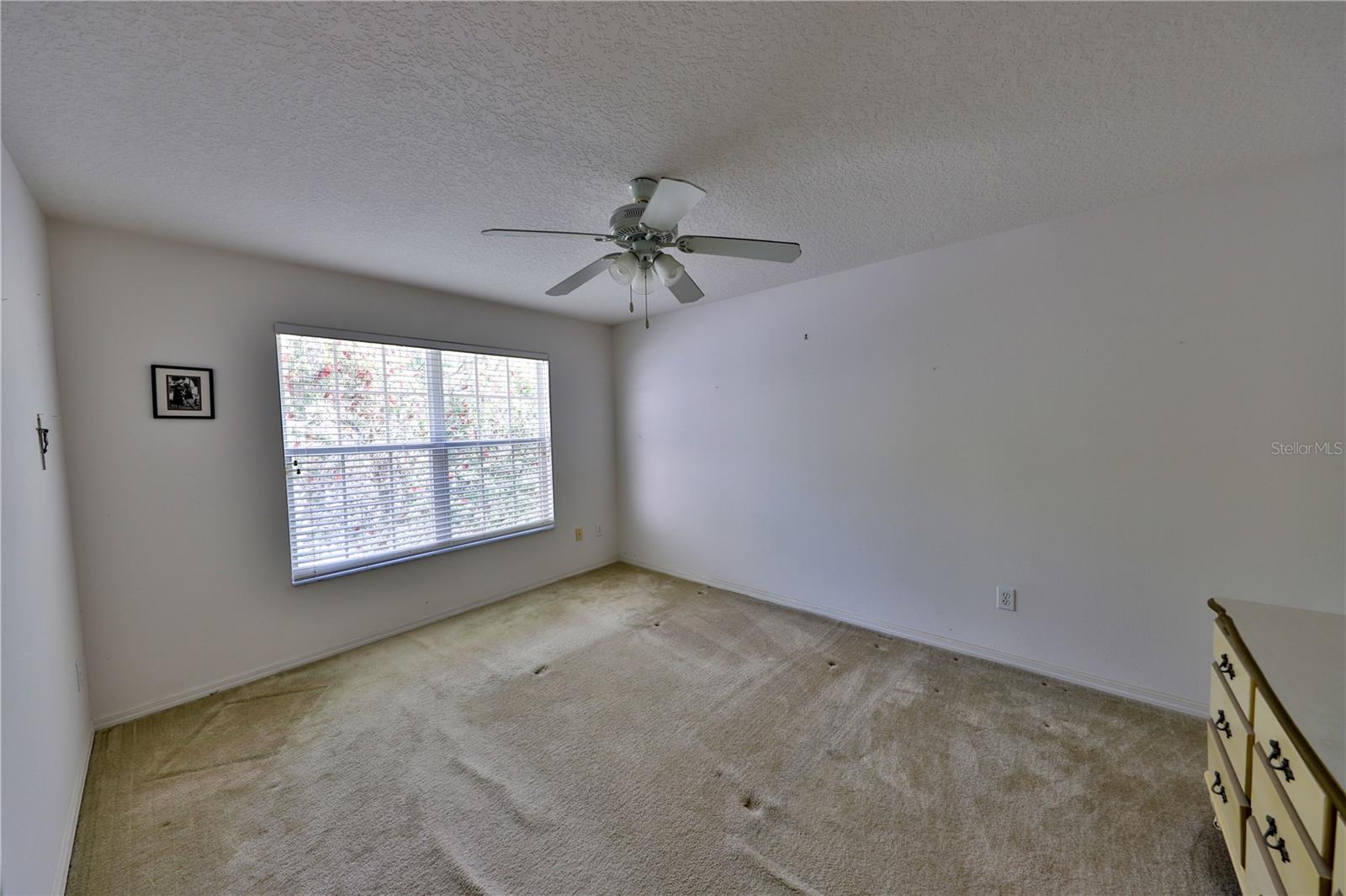 Image 18 of 20 For 363 Twelve Oaks Drive