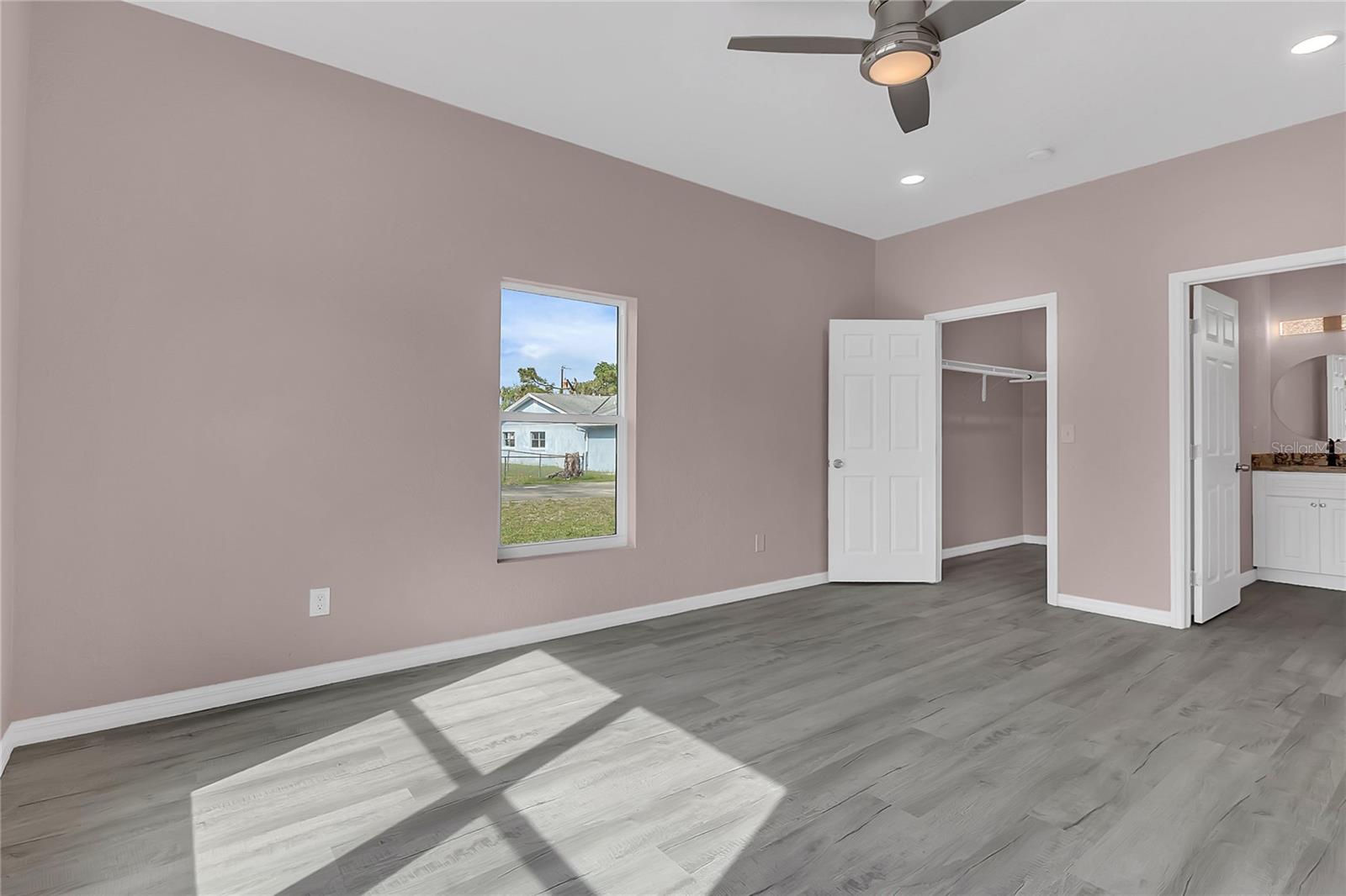 Image 15 of 40 For 707 Hamilton Street